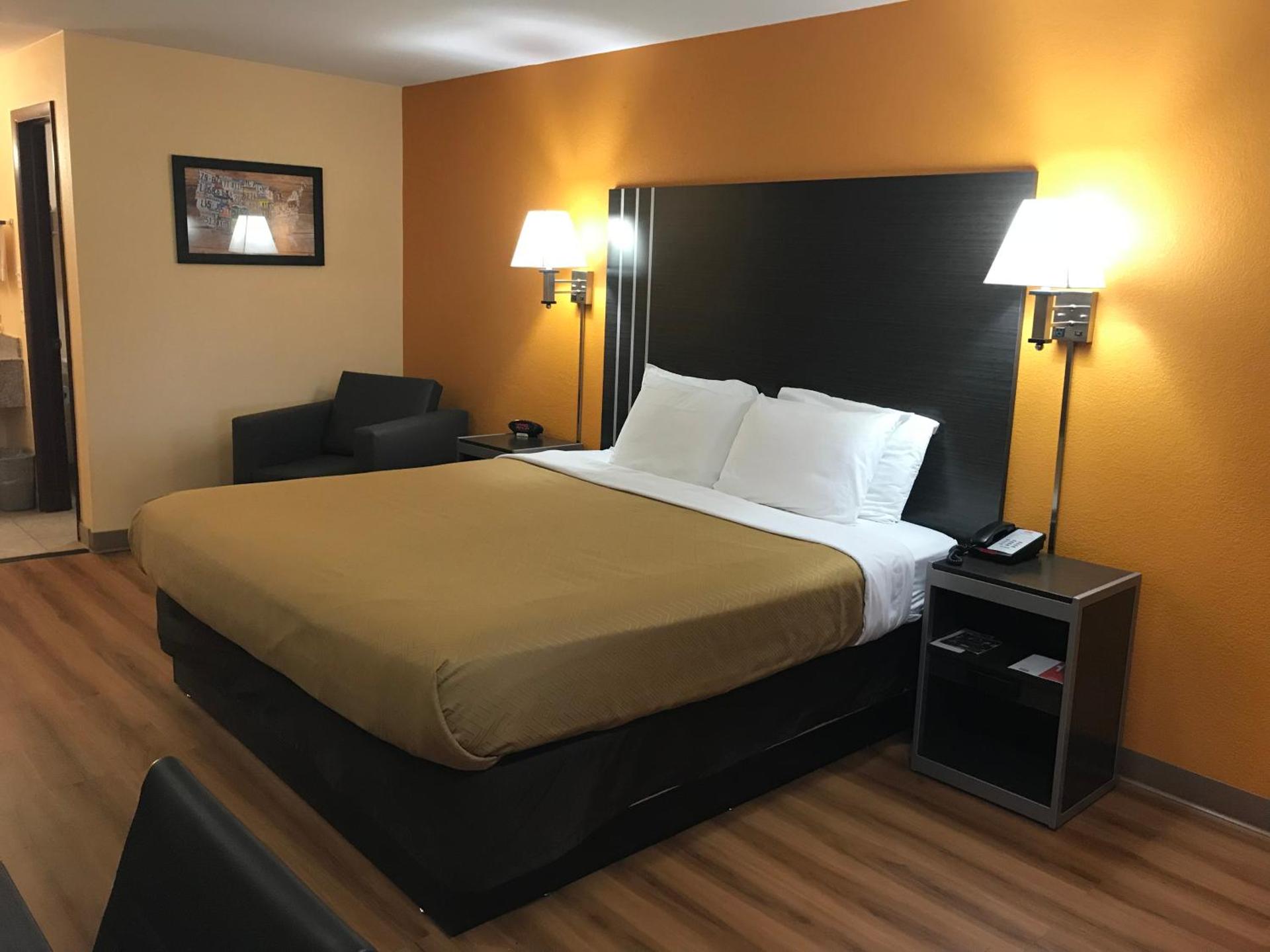 King Room - Non-Smoking