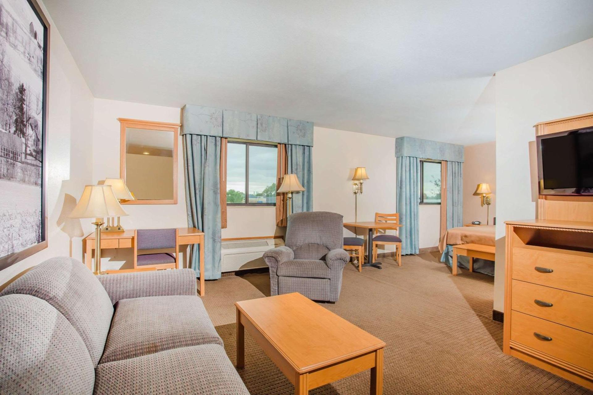 Photo of the whole room