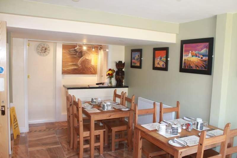 Riverside Guest House