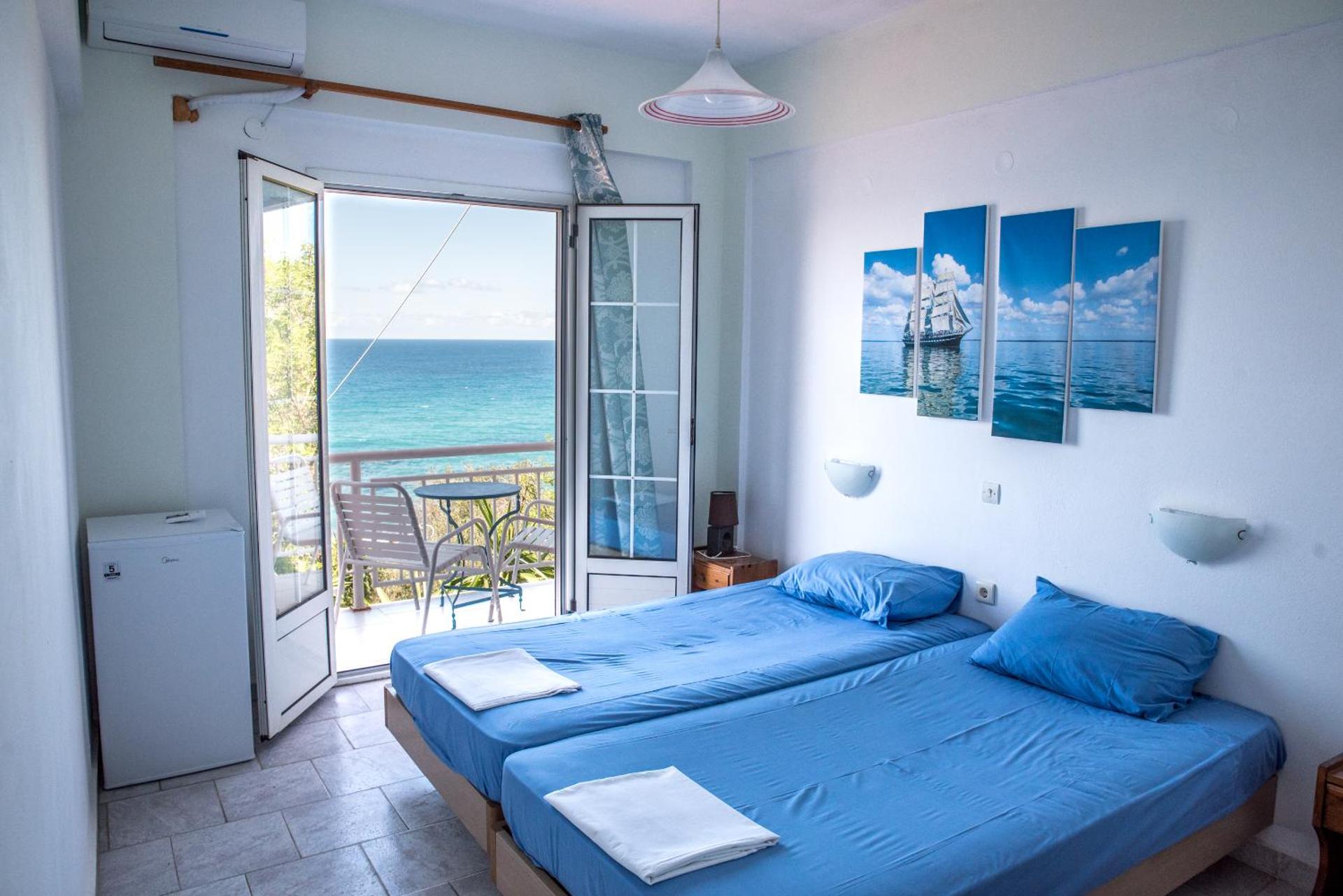 Deluxe Double or Twin Room with Sea View