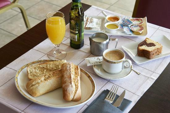 Continental breakfast