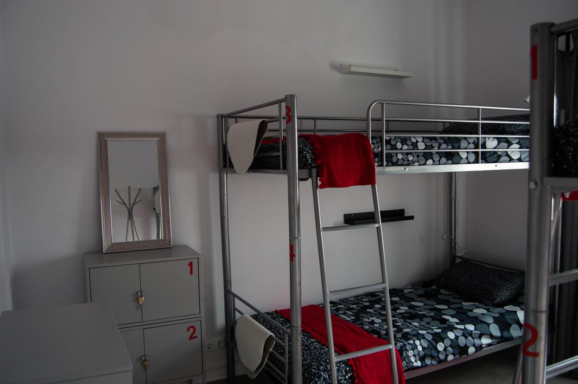 Lisbon Hostel Terminal 3