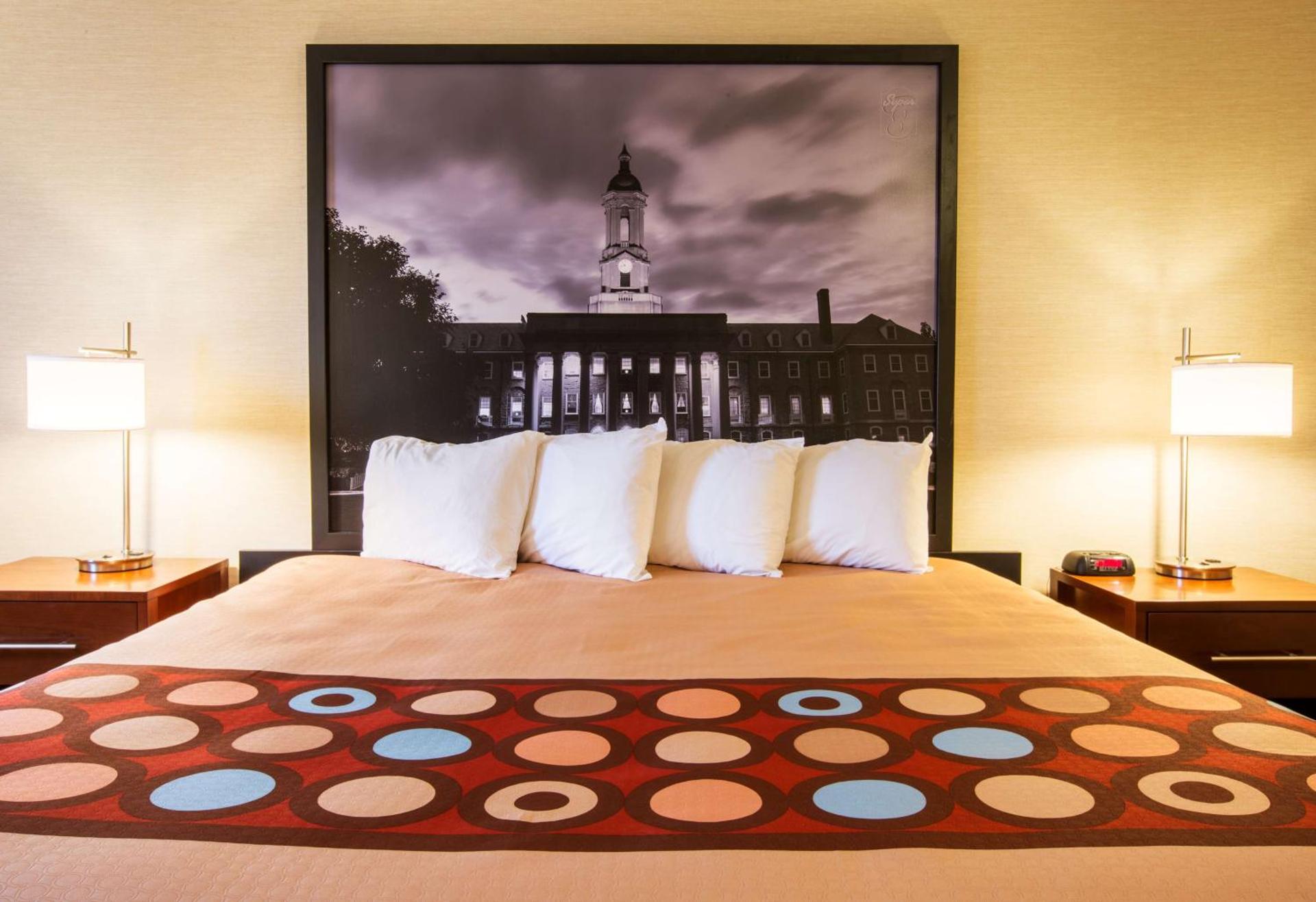 Photo of the whole room