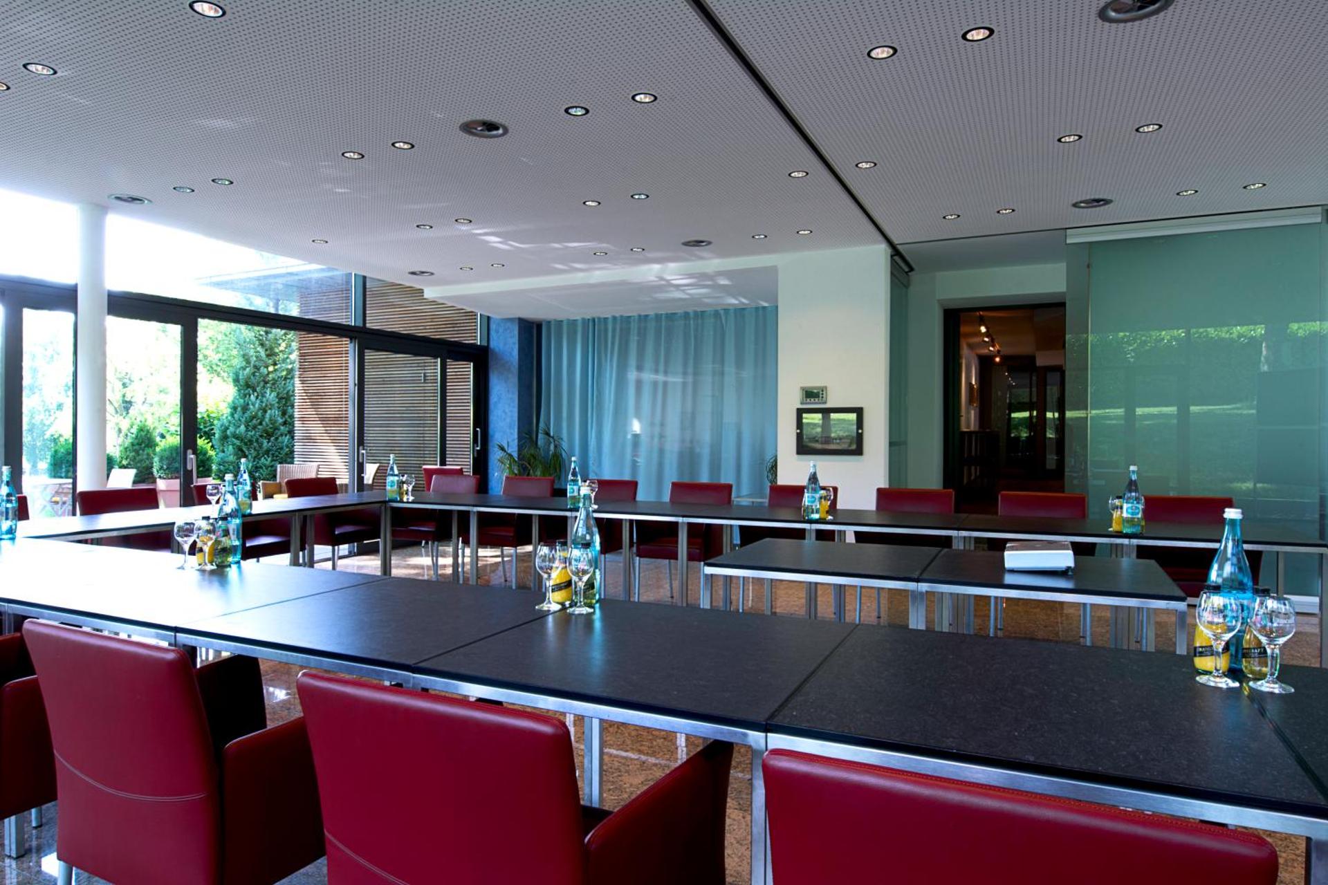 Meeting/conference room
