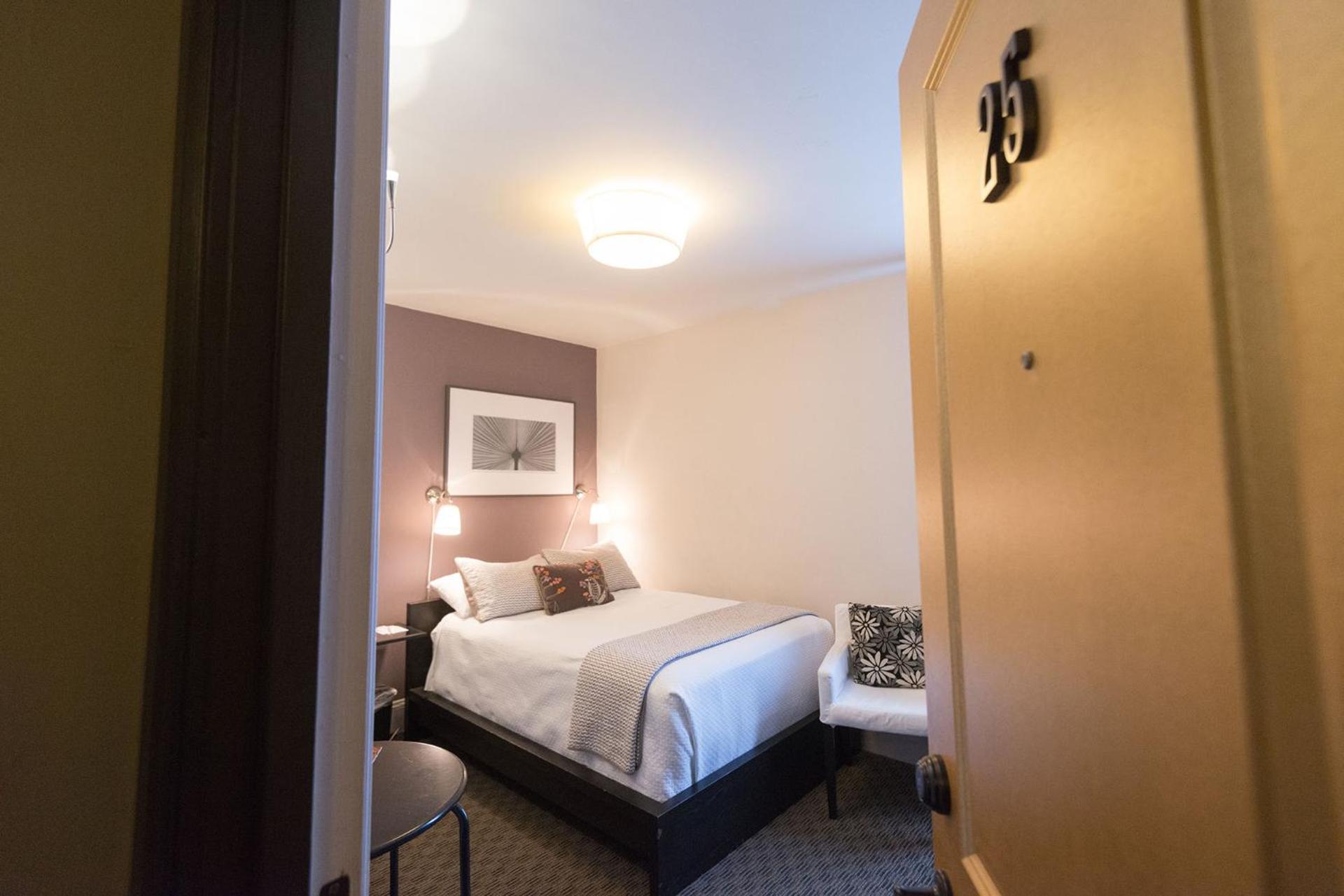 Double Room with Shared Bathroom