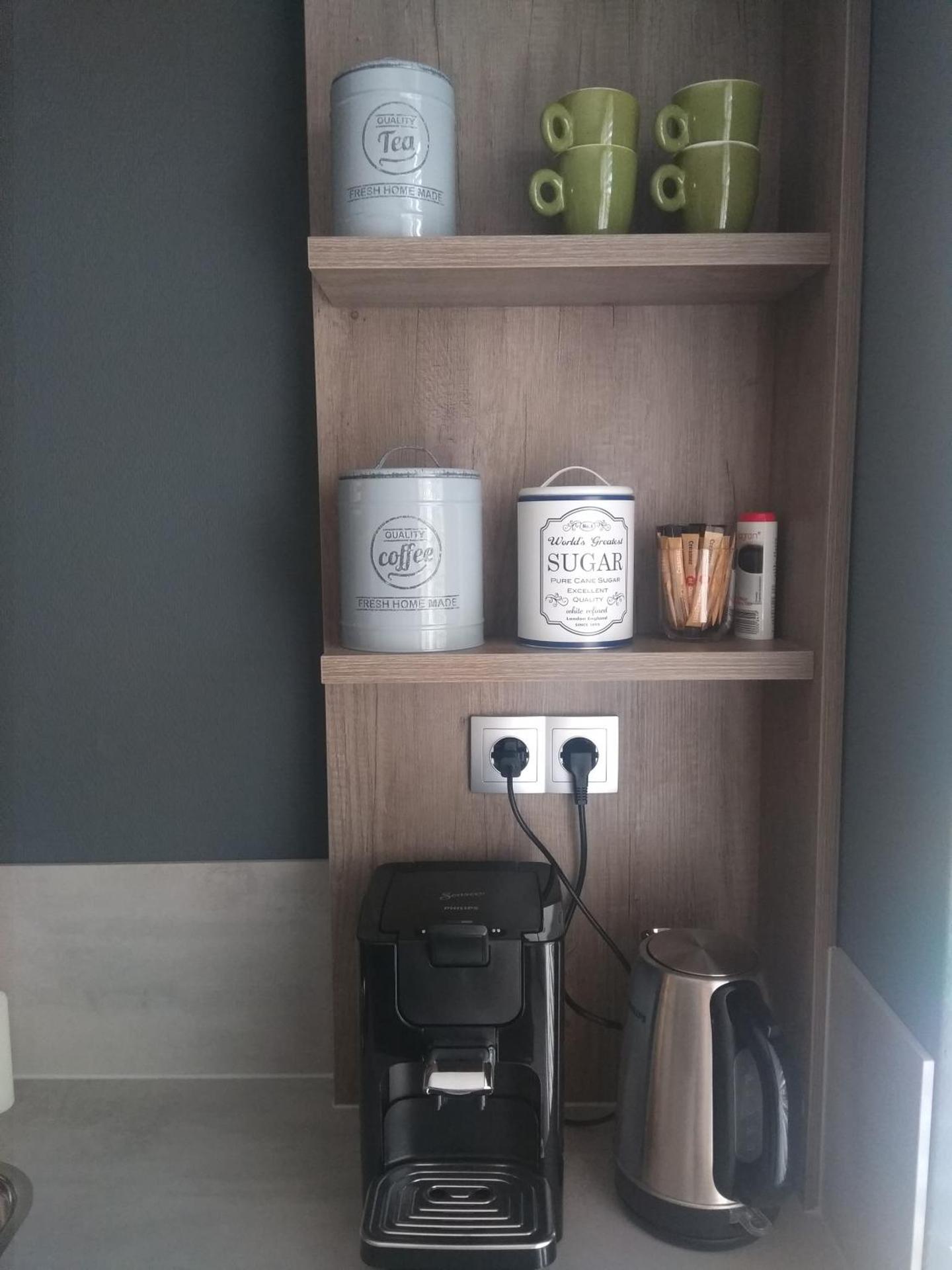 Coffee/tea facilities