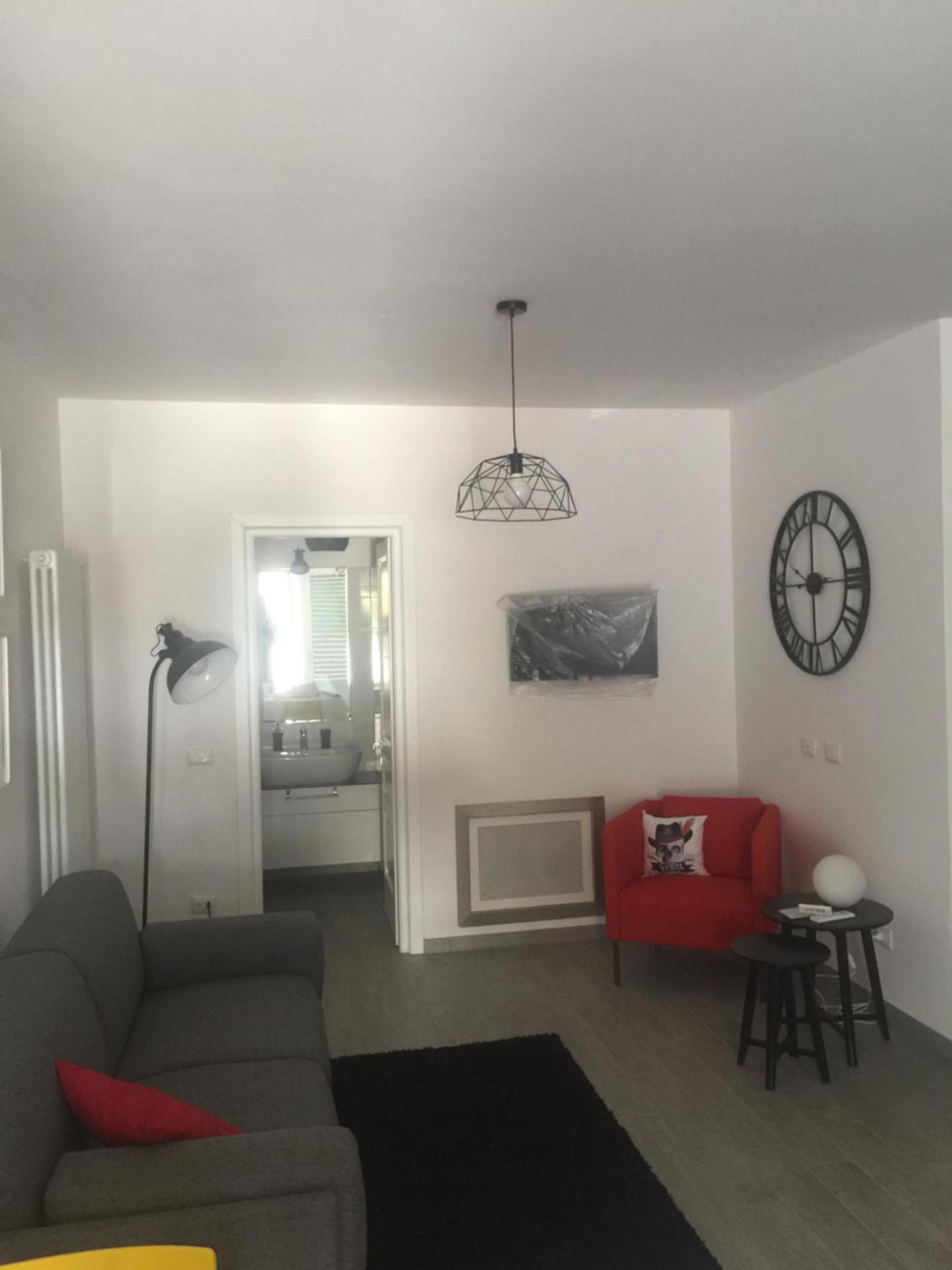 Communal lounge/ TV room