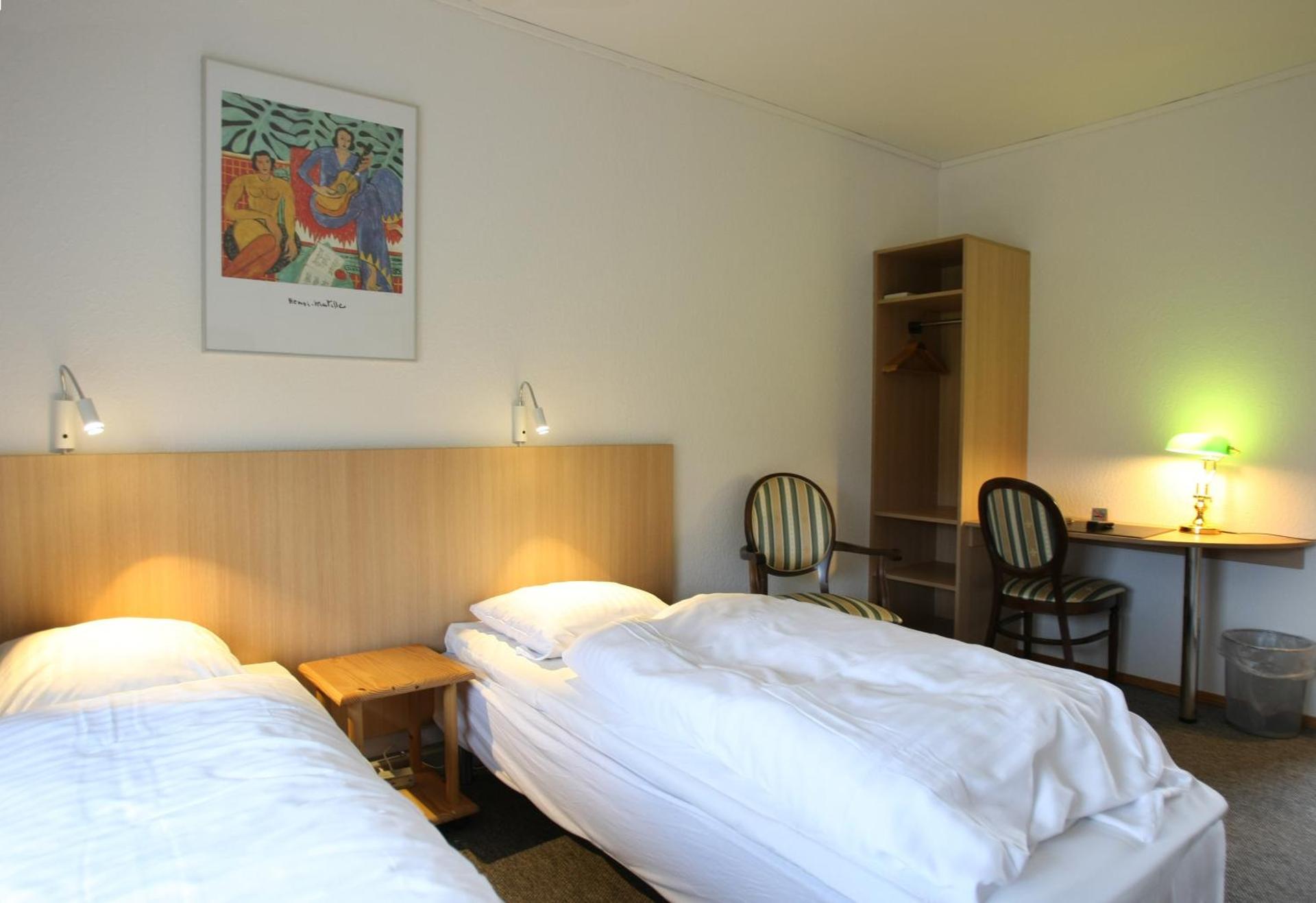 Photo of the whole room