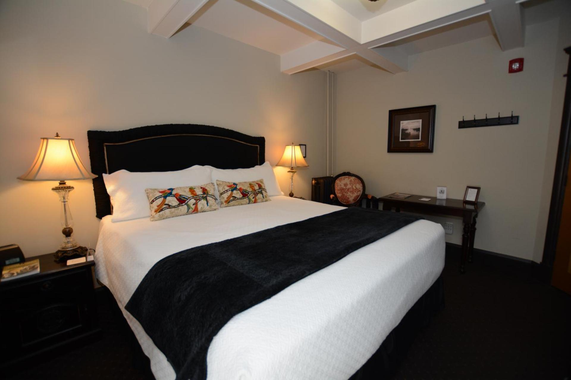 Habitación 1 con baño privado - 1 cama extragrande