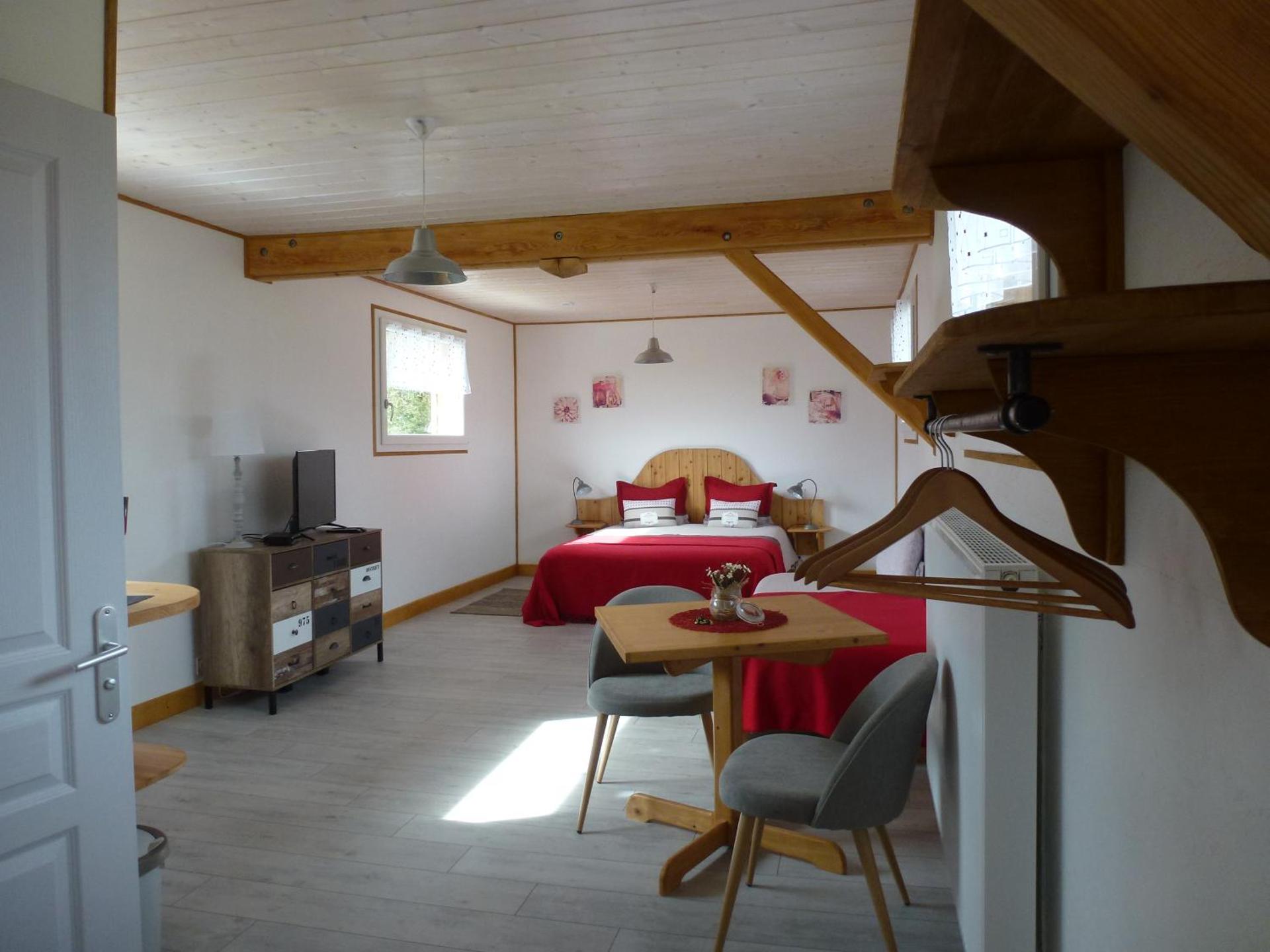 Photo of the whole room