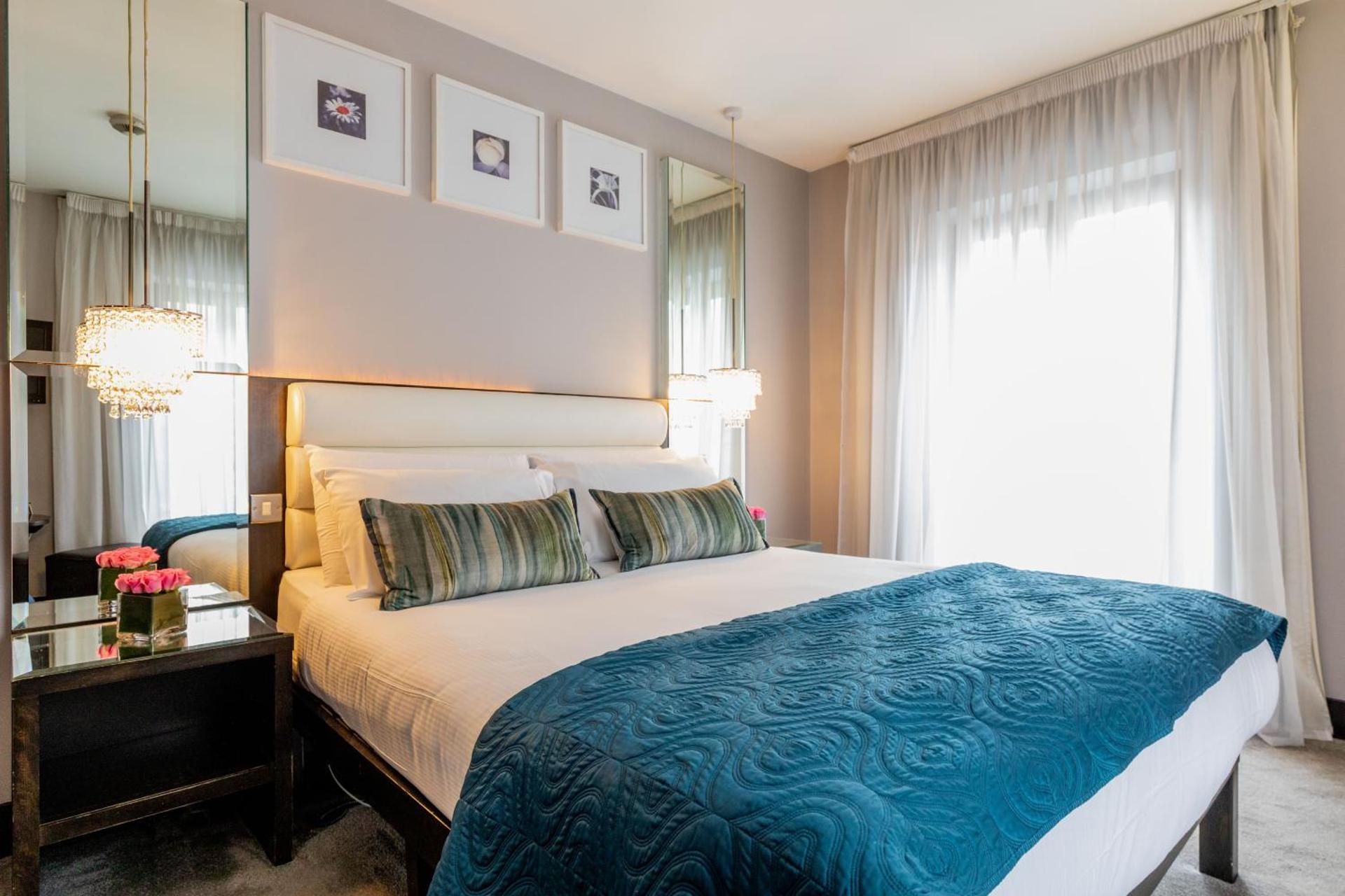 Zuni Restaurant & Boutique Hotel