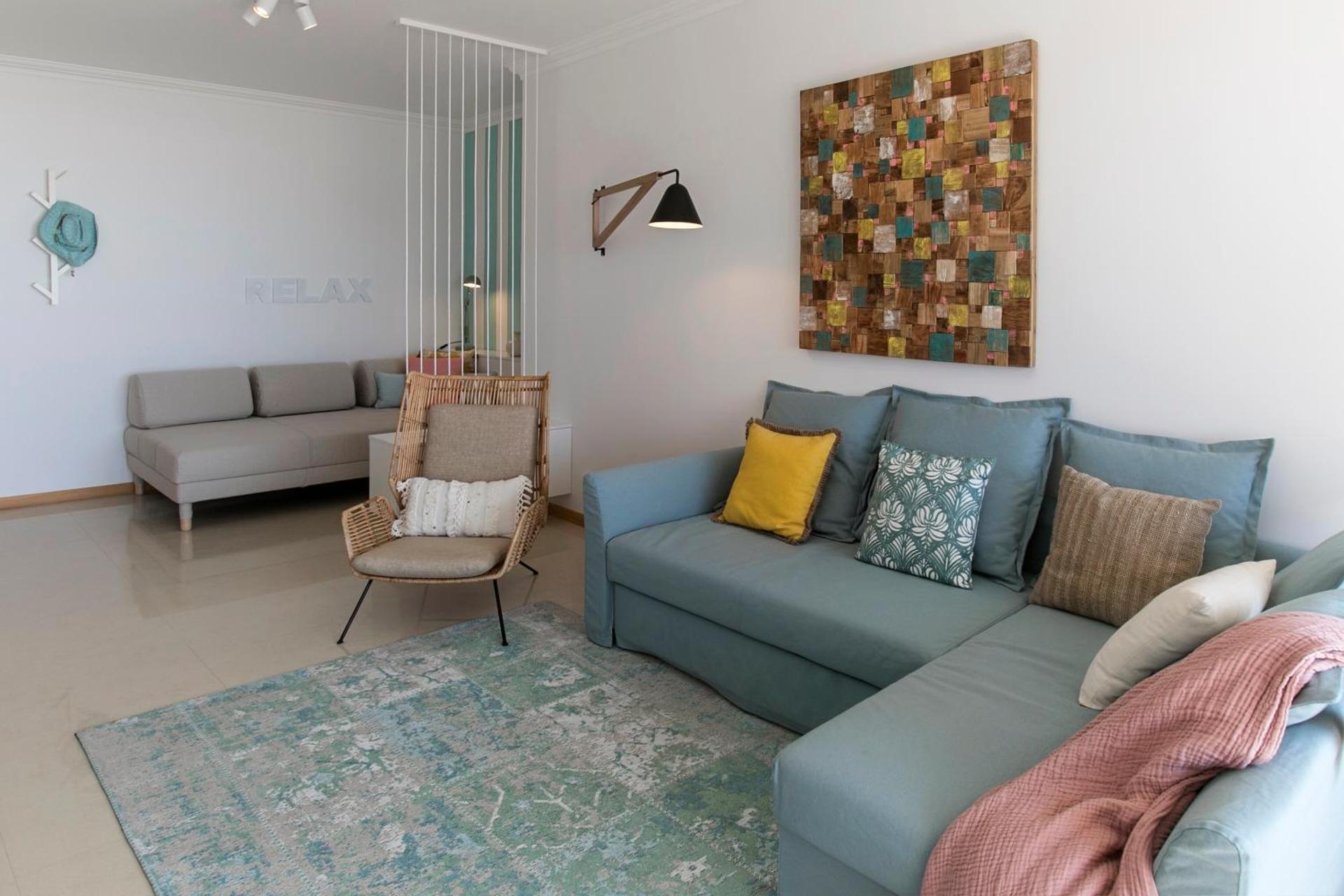 Communal lounge/ TV room