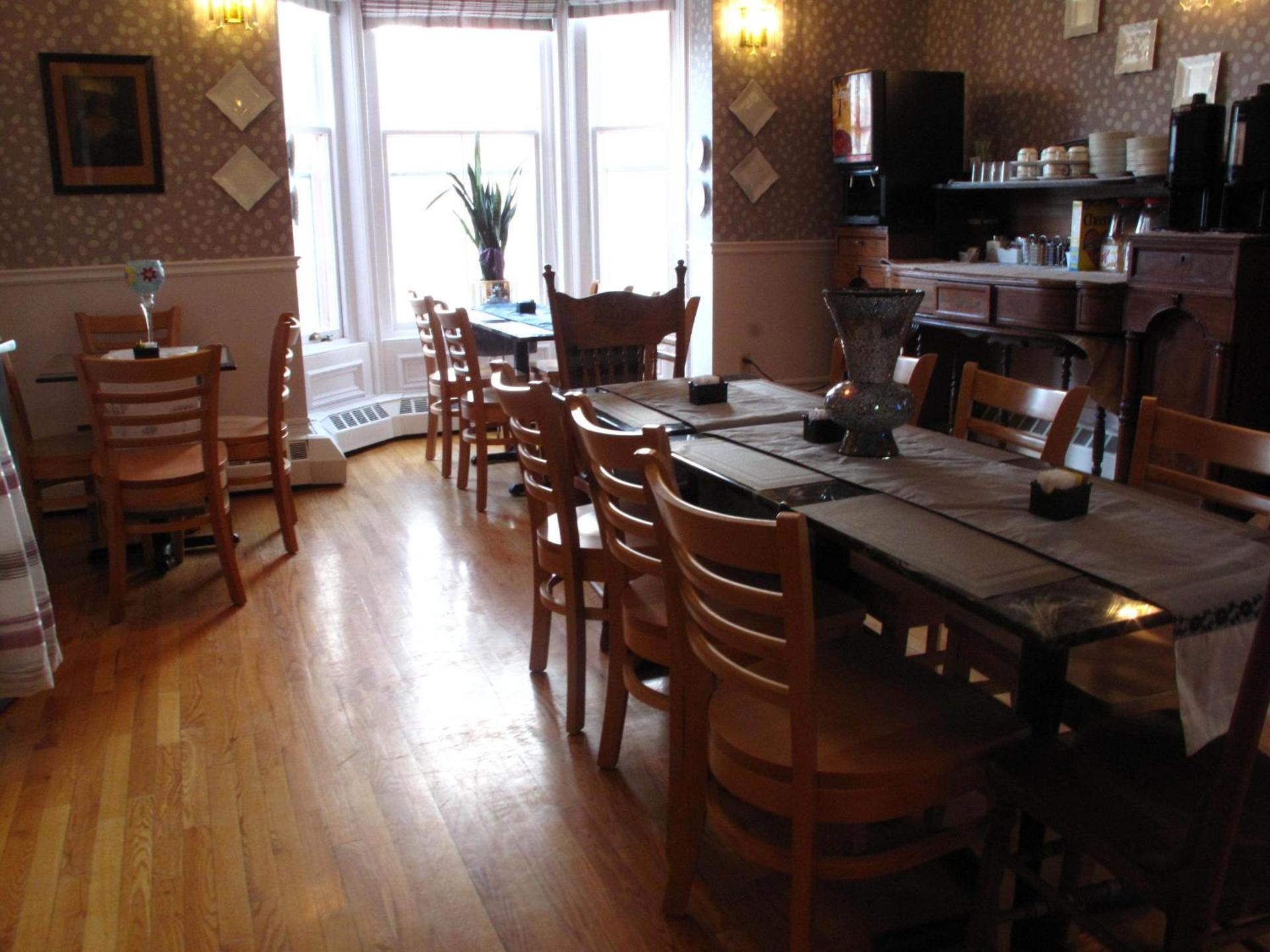 Restaurant/places to eat