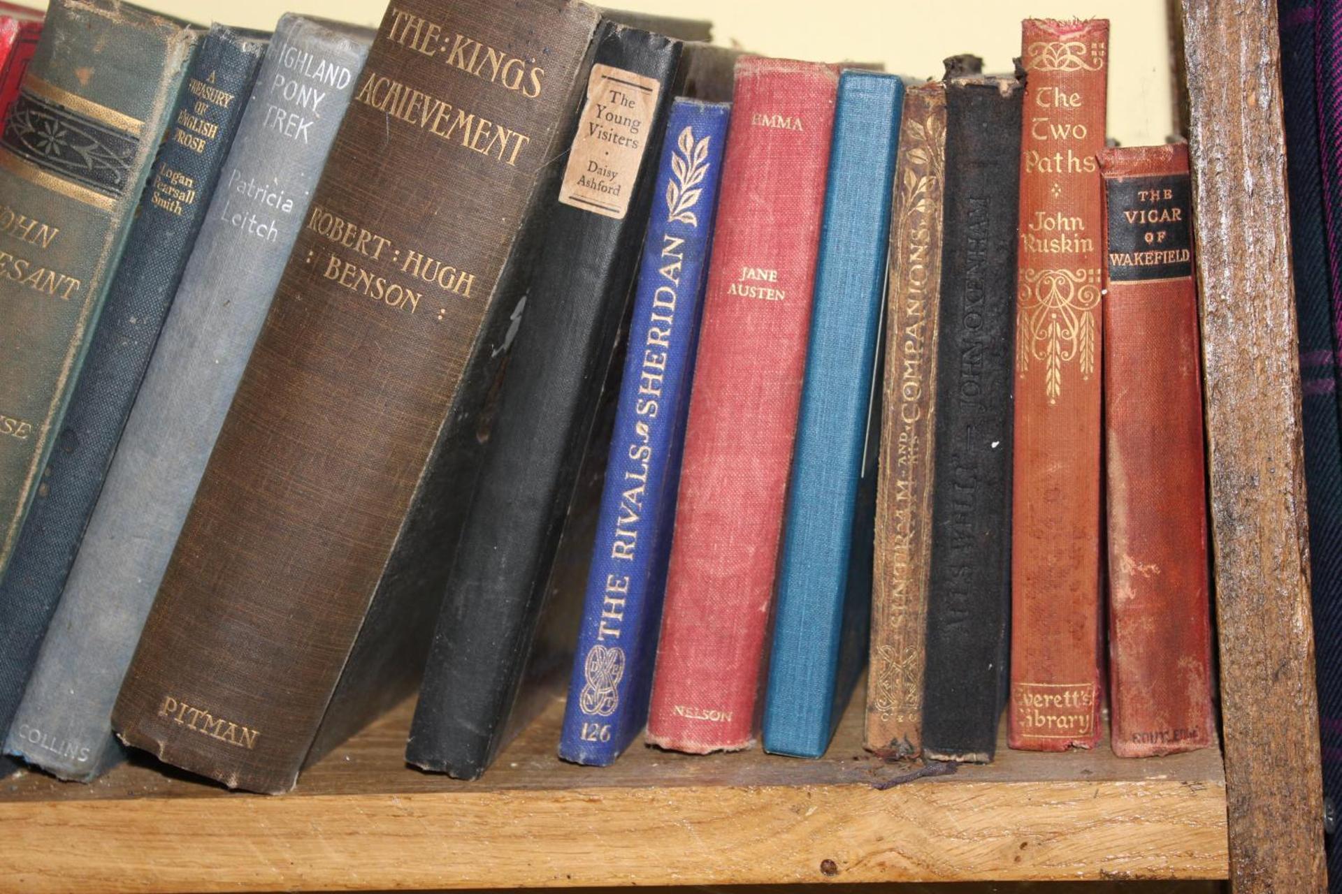 The Old Apple Shed cosy heated cottage in a meadow close to the charming village of Bethersden