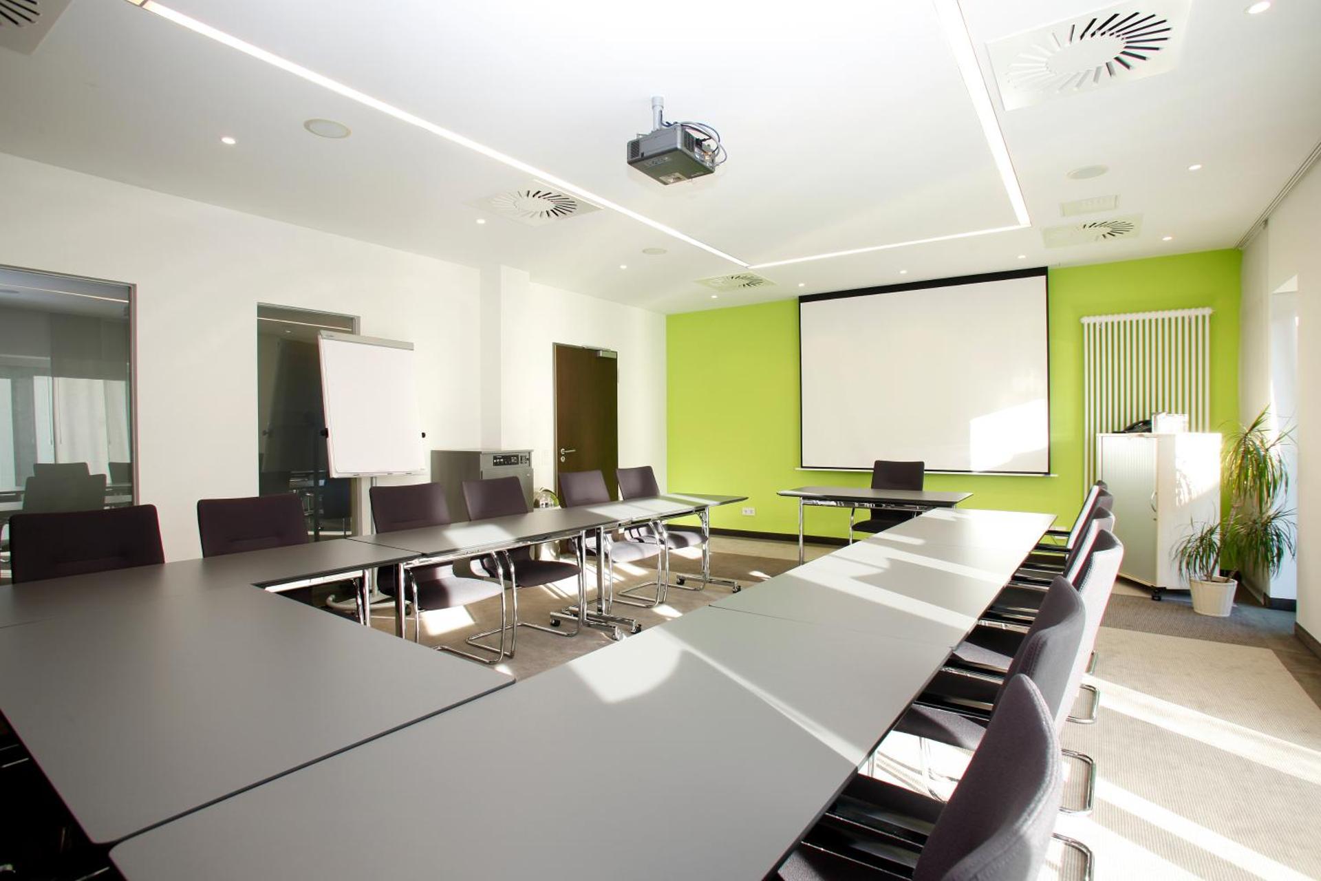 Meeting/conference room