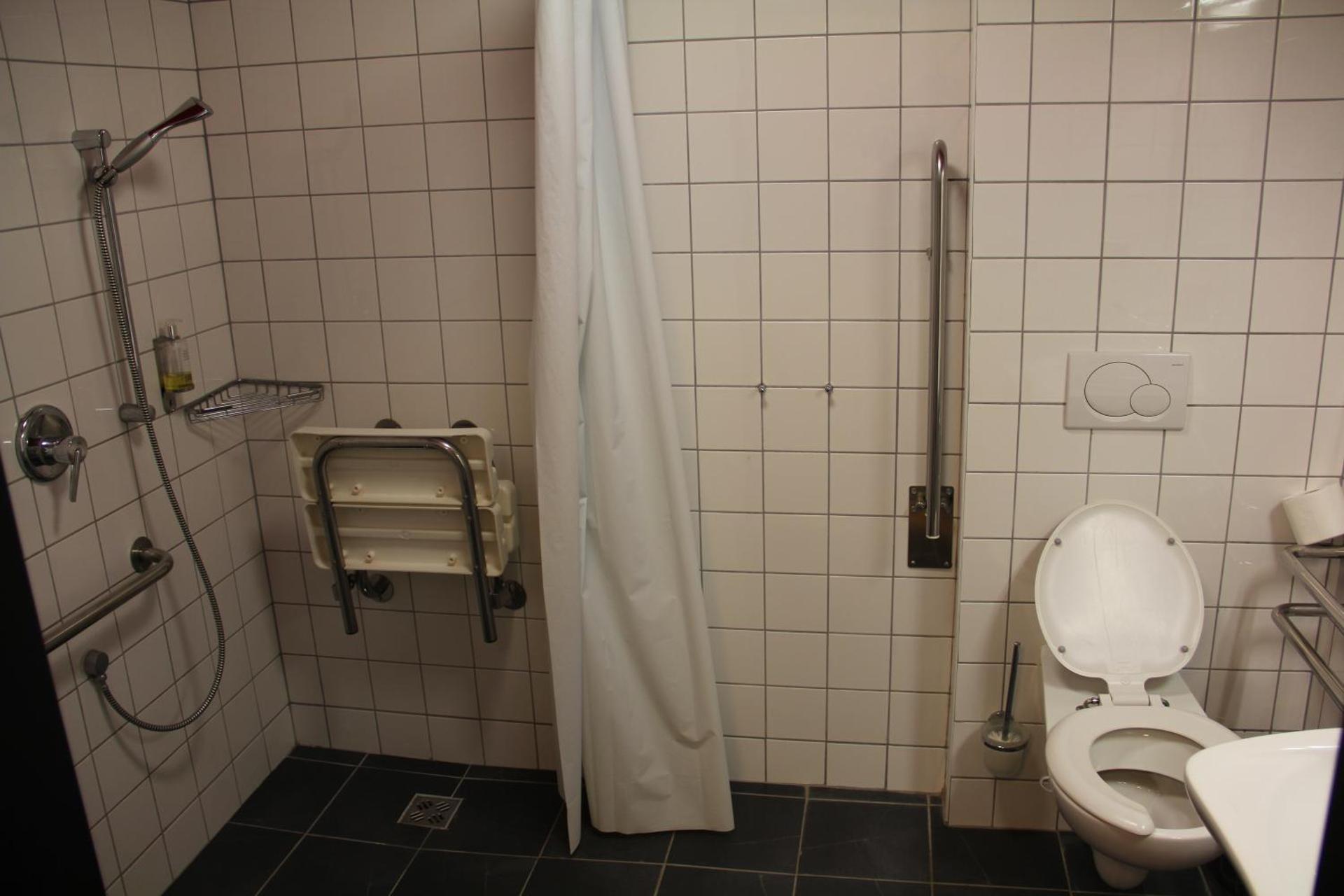 Double or Twin Room - Disability Access