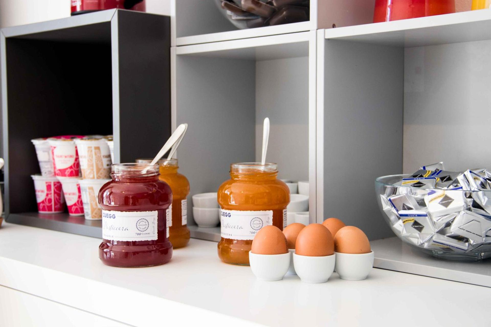 Continental breakfast