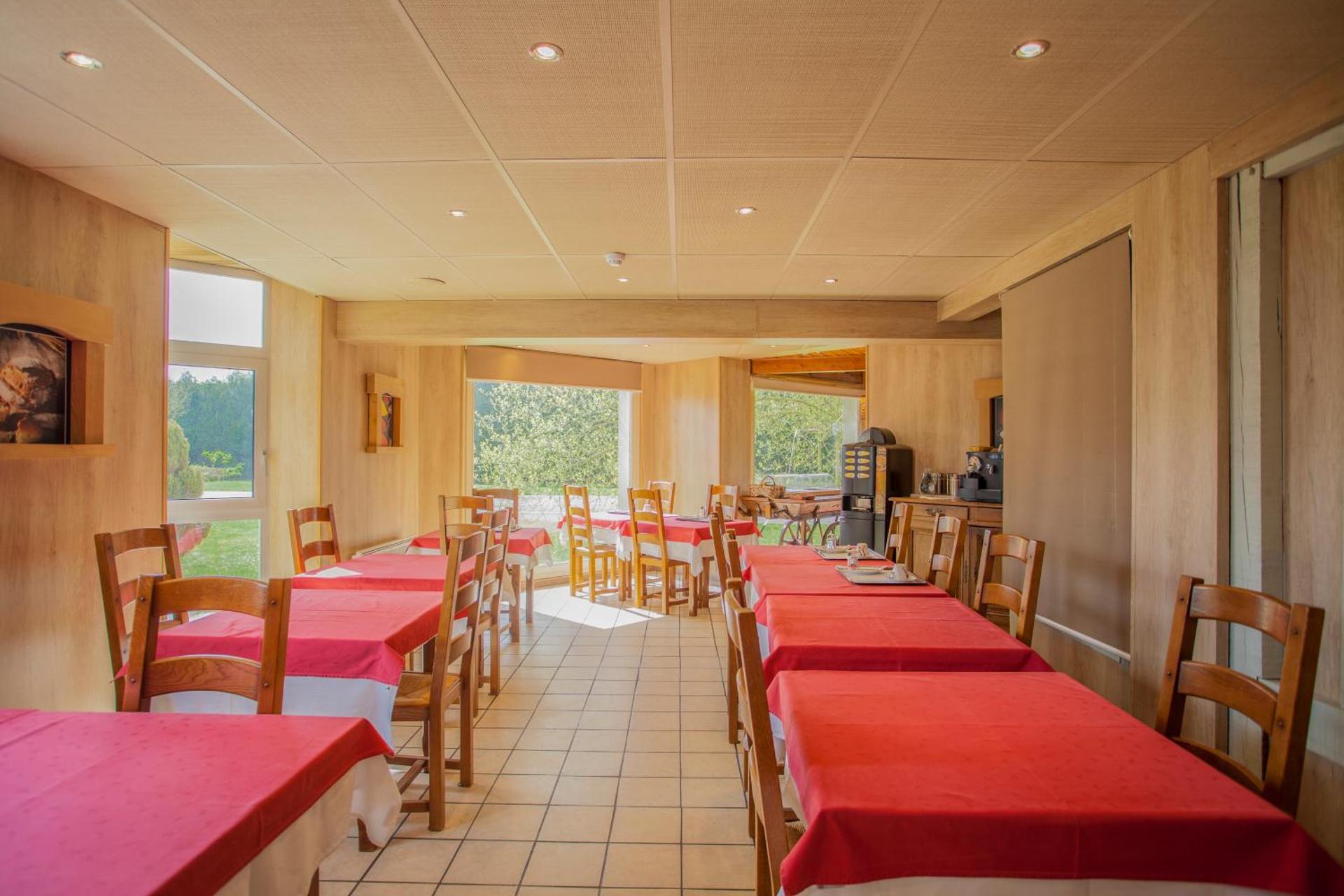 Fasthôtel Pont-Audemer -LE DRAKKAR -un hôtel FH Confort