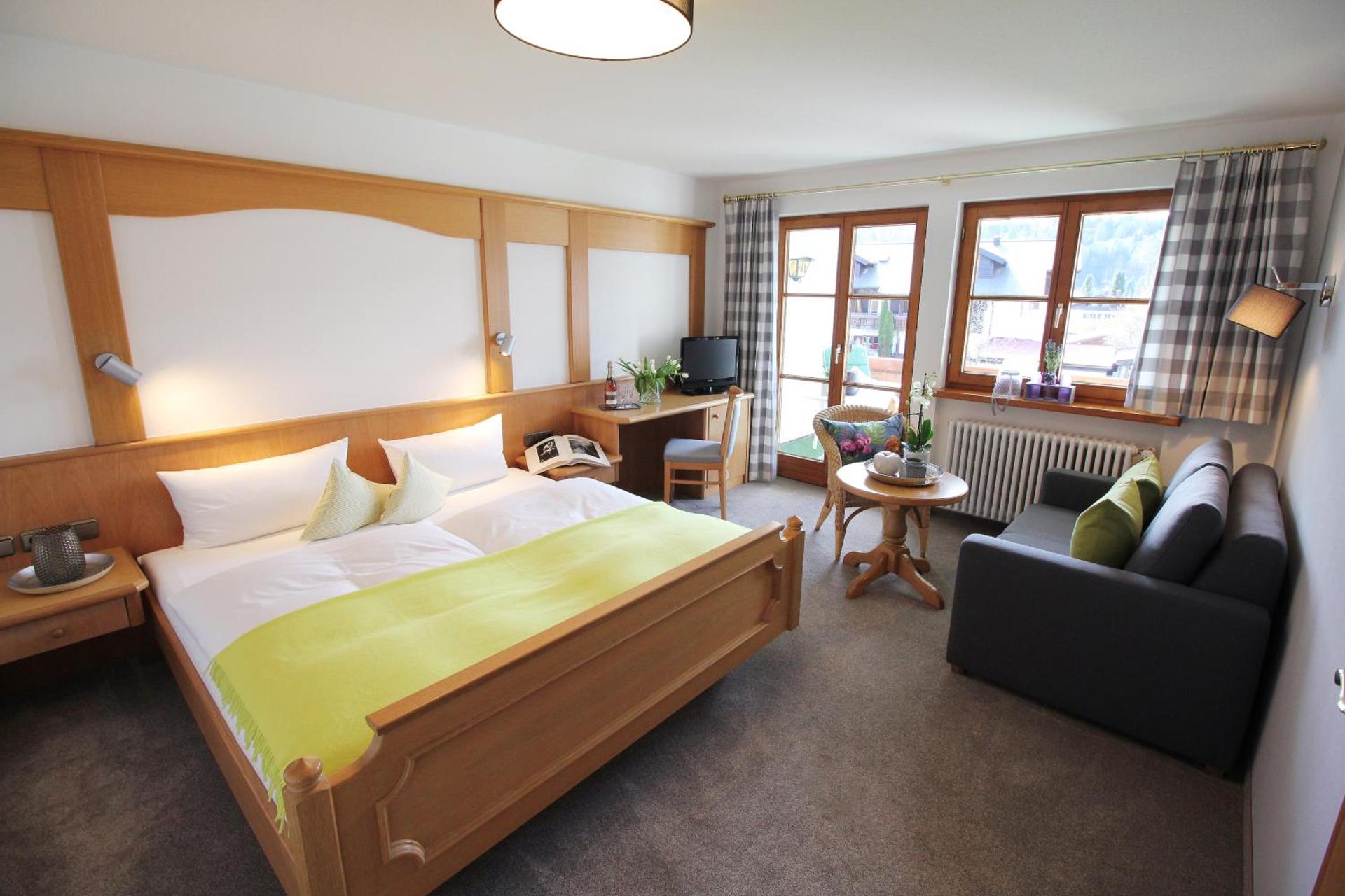 Photo of the whole room