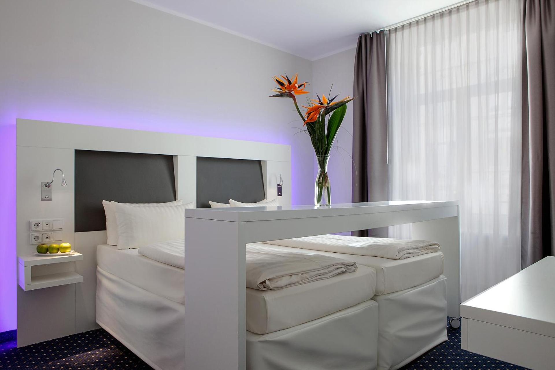 Grand Hotel Downtown