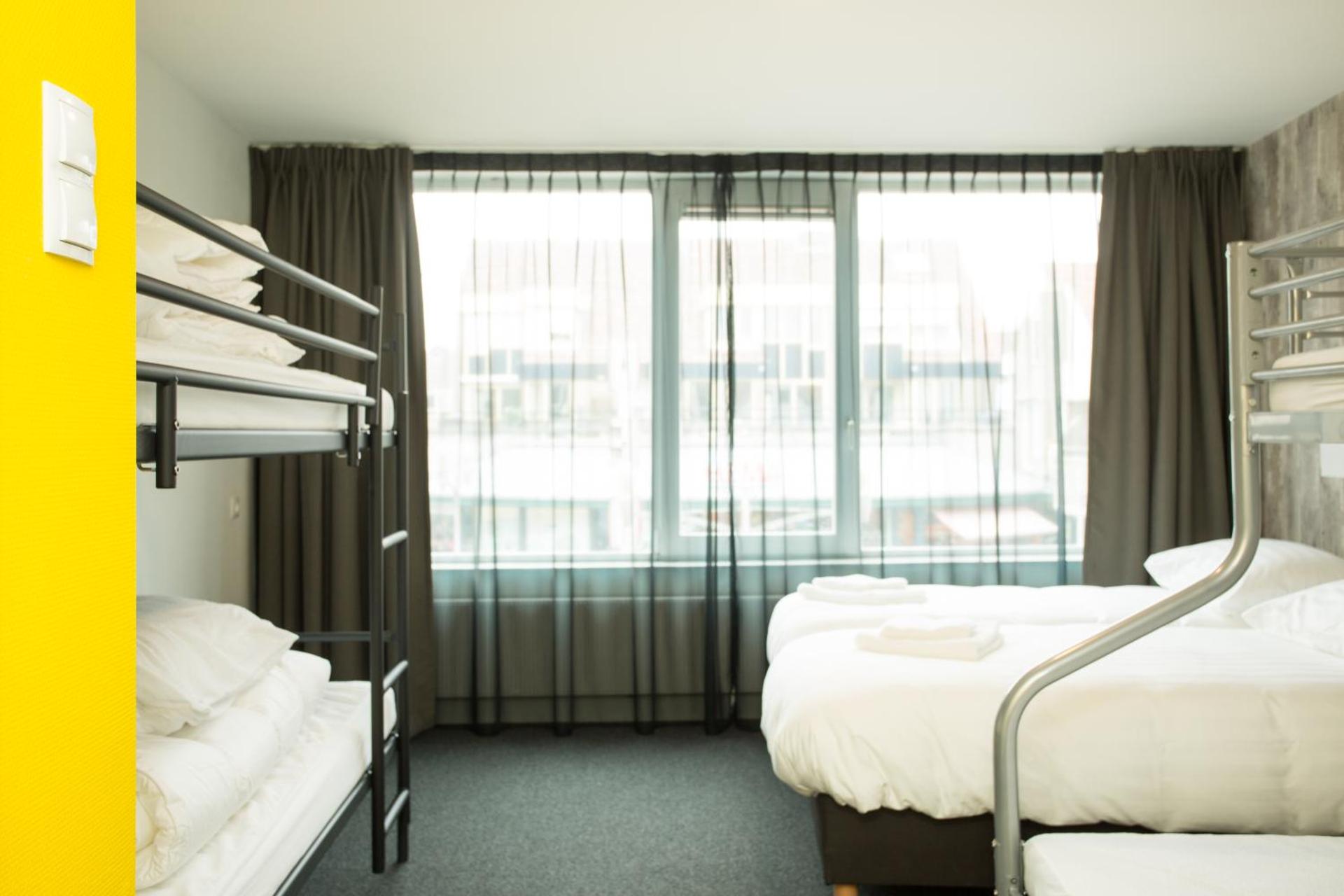 Six-Person basic Room