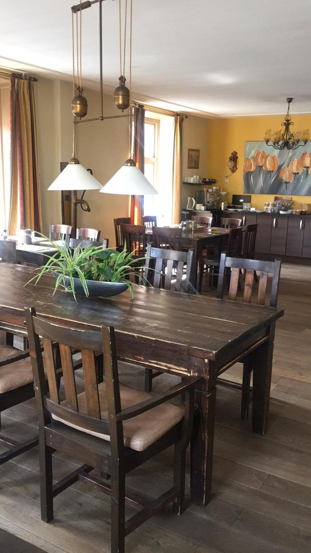 Hotel het Gemeentehuis Uithuizen