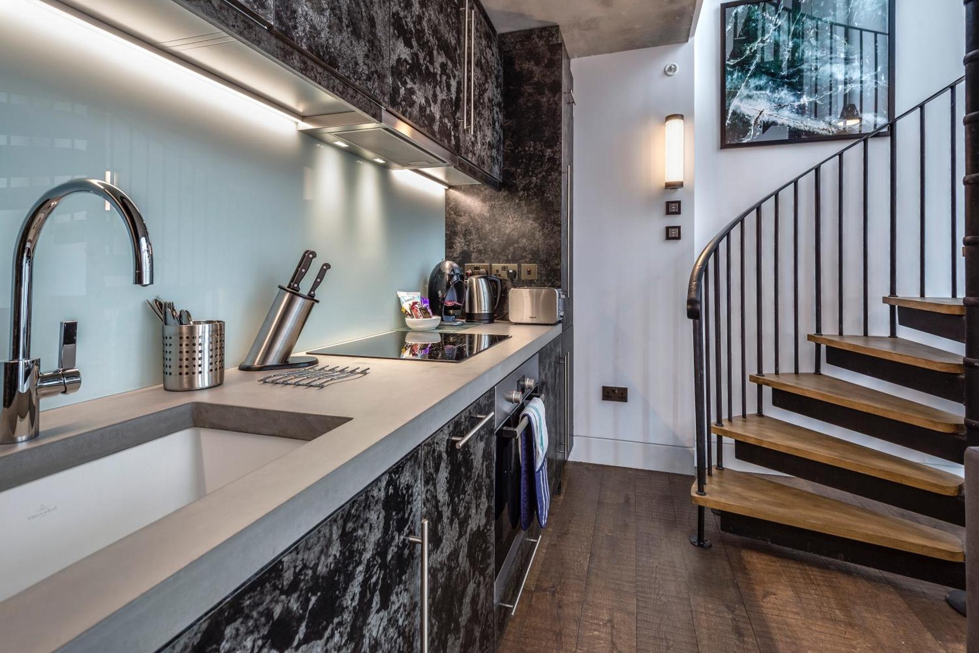 Kitchen or kitchenette