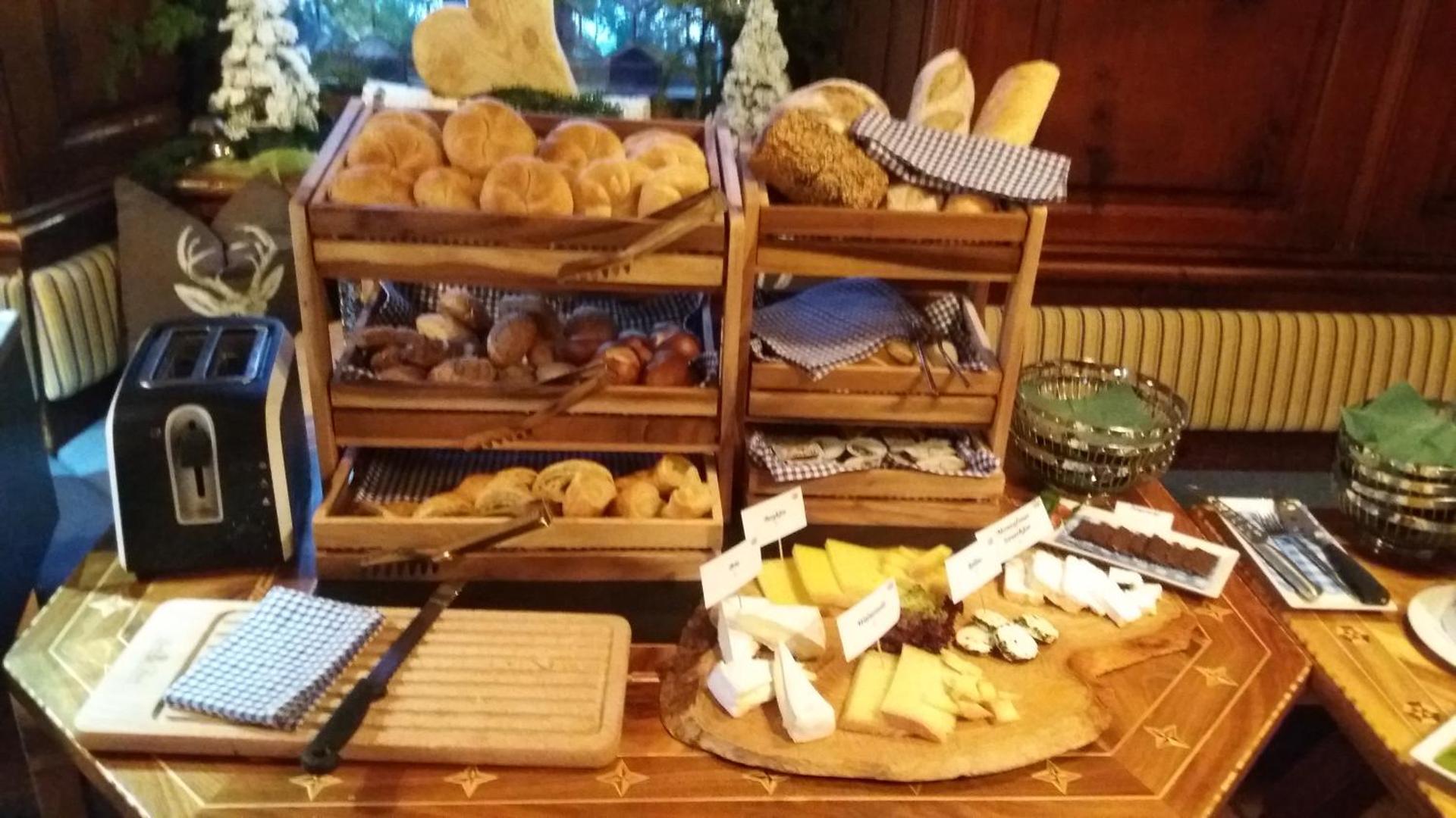 Buffet breakfast
