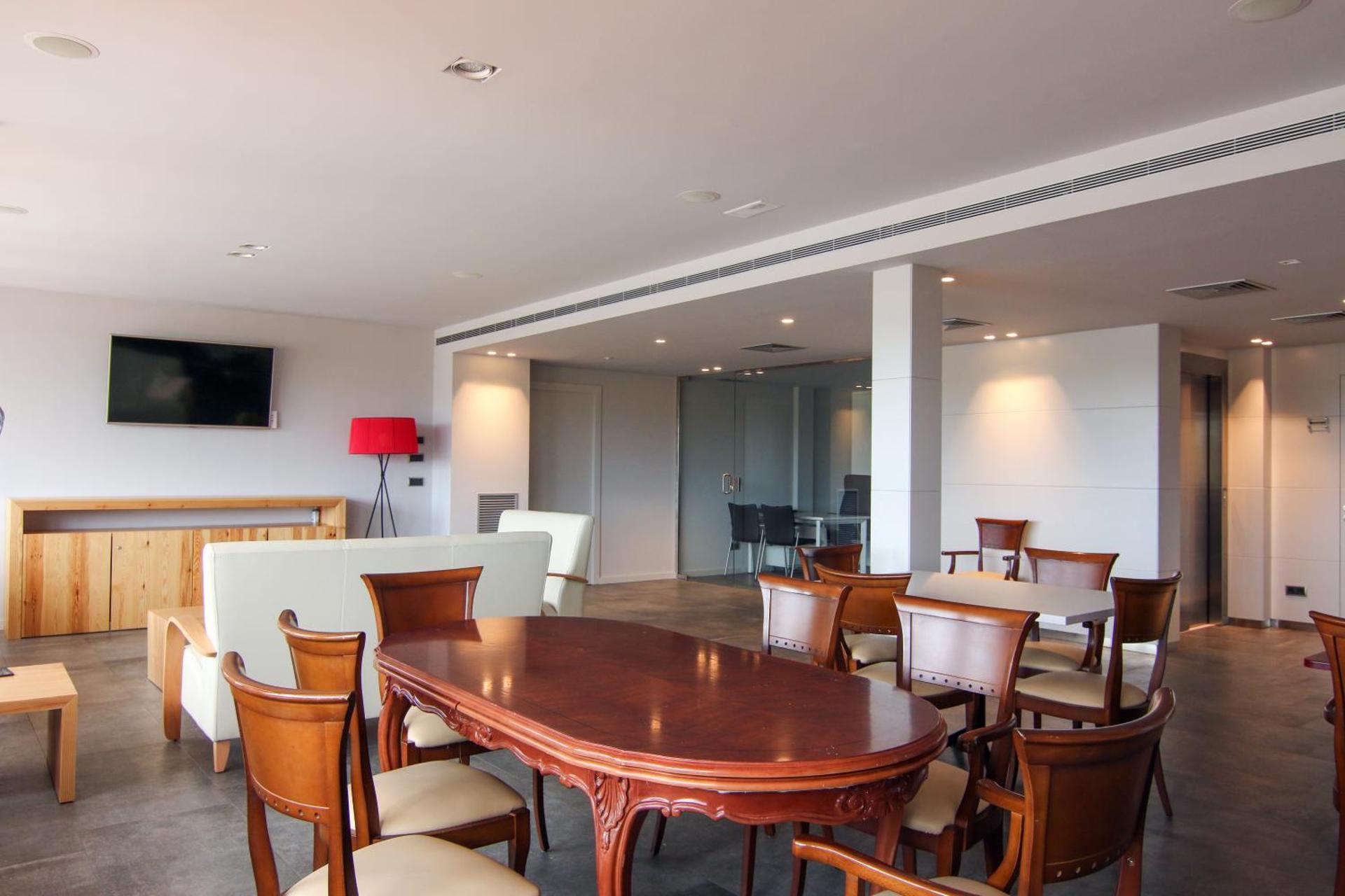 Communal lounge/ TV room