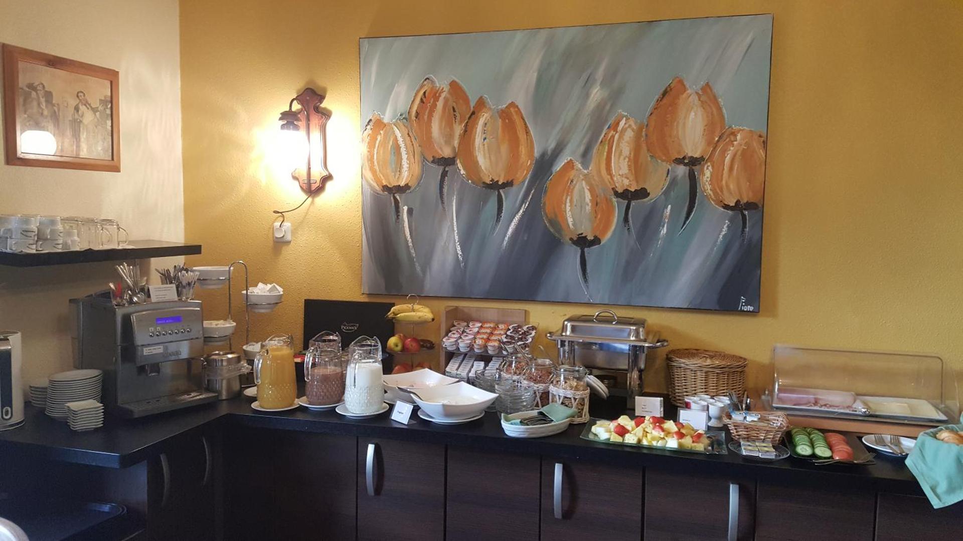 Coffee/tea facilities