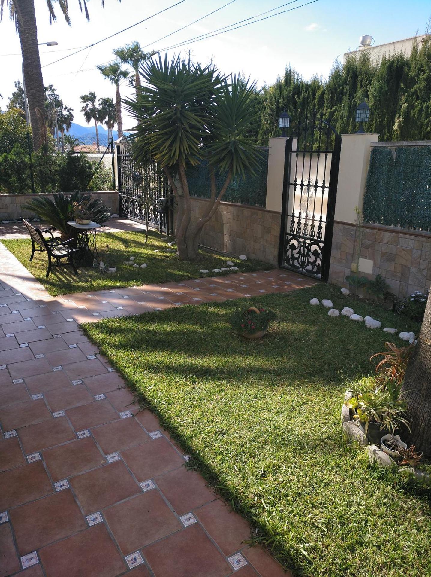 Precioso chalet en la playa de Tavernes de la Valldigna