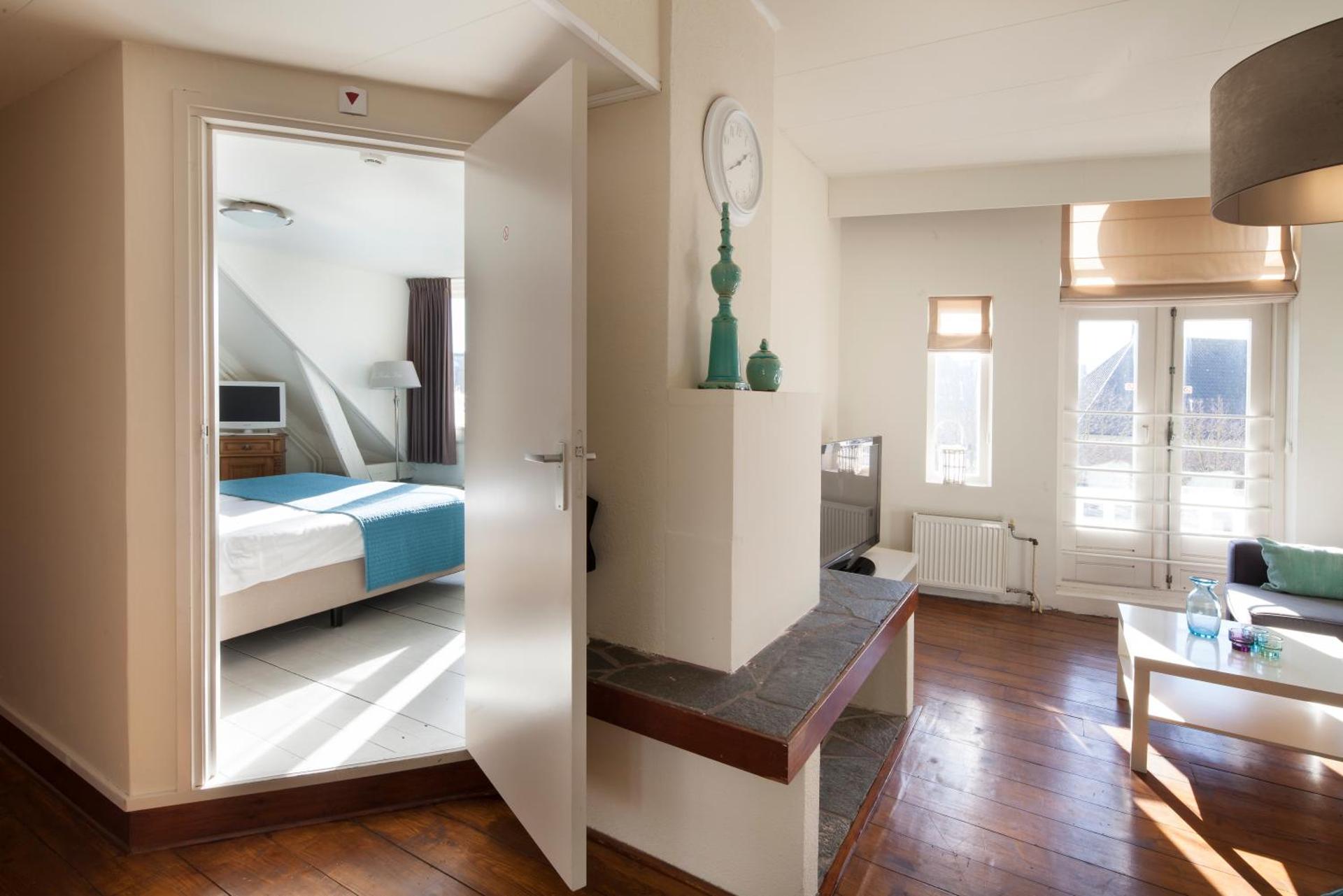 One-Bedroom Apartment (4 Adults)