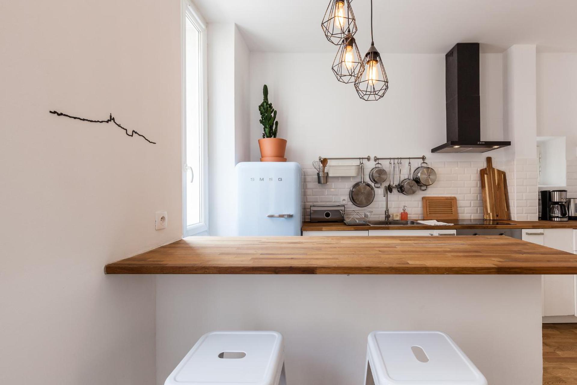 Kitchen or kitchenette