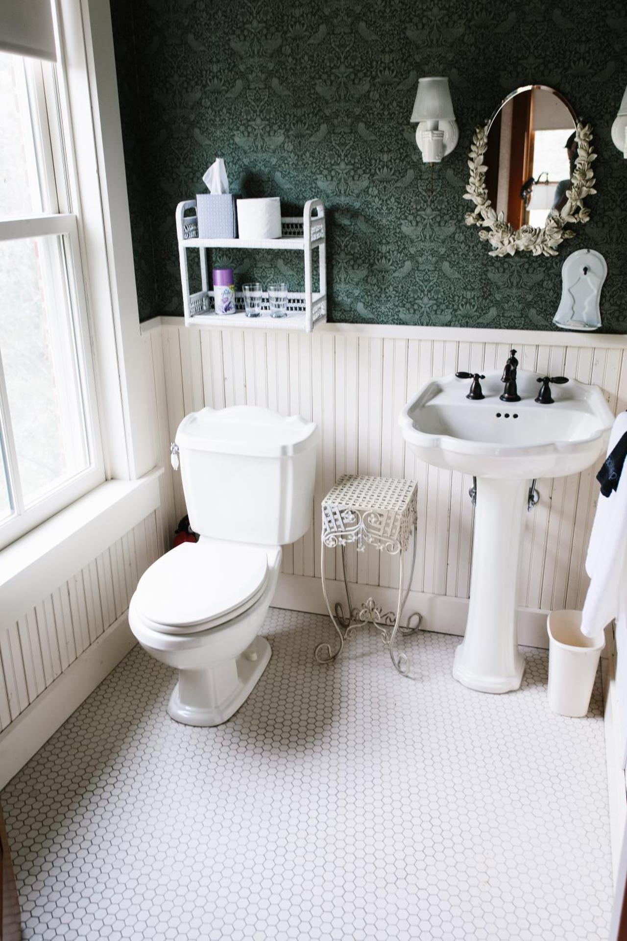 Round Barn Farm B & B Event Center