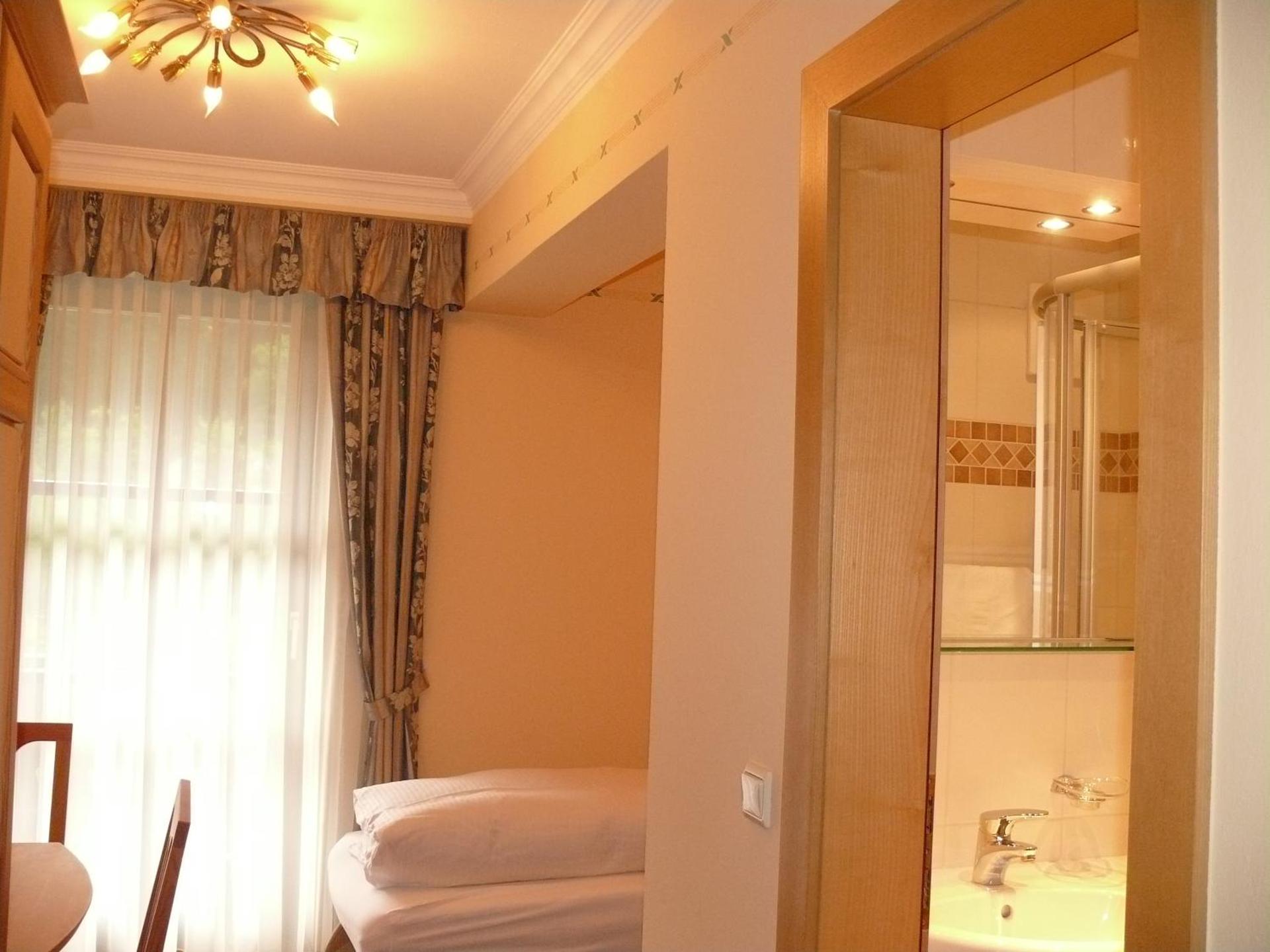 Gasthof-Pension zur Klause