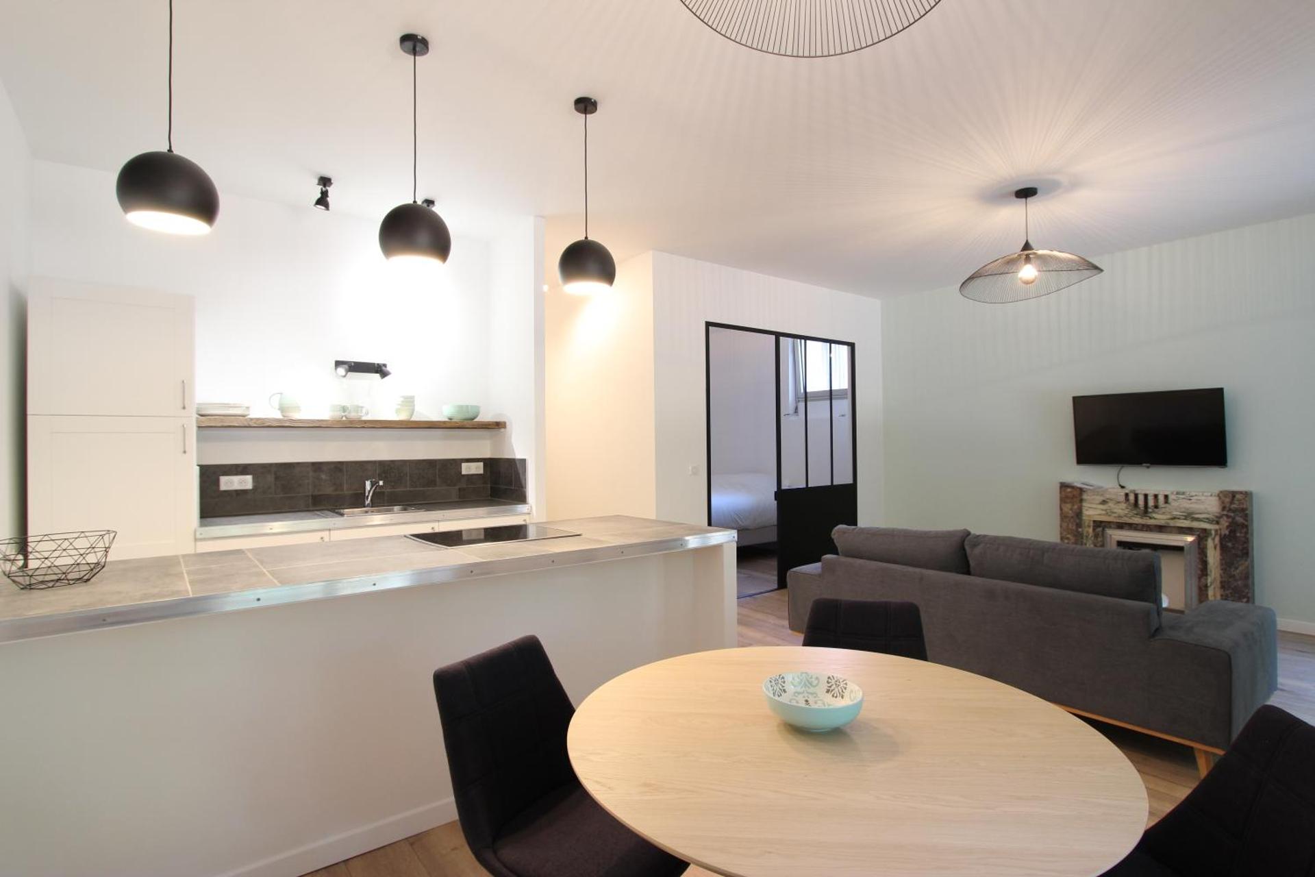 Kitchen or kitchenette