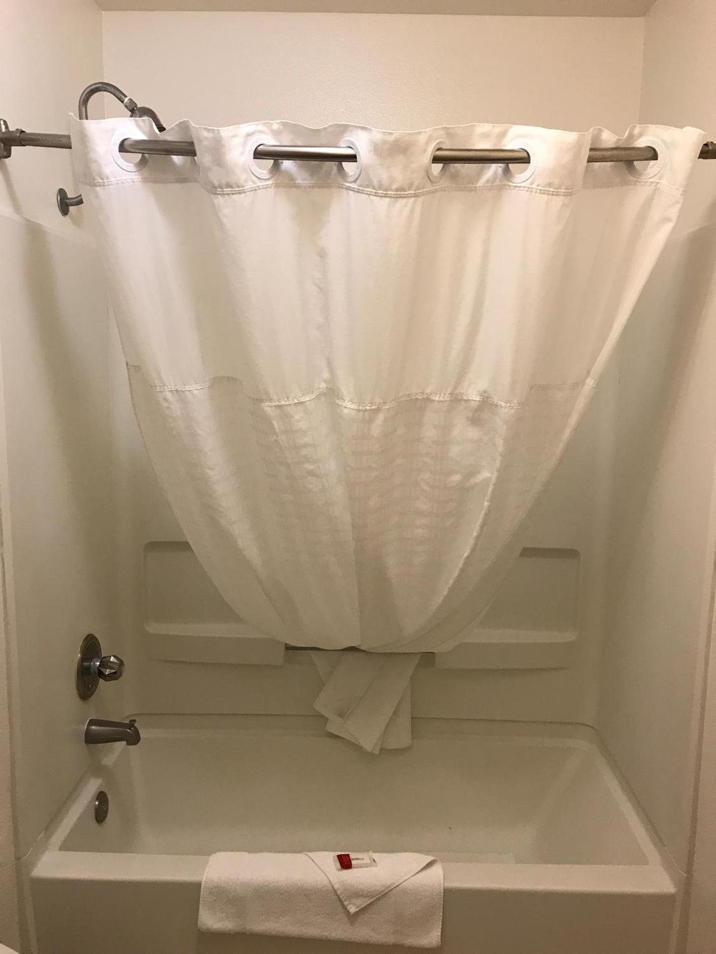 Queen Room - Non-Smoking