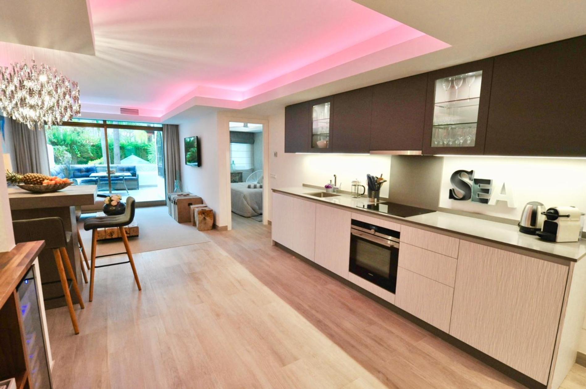 Kitchen or kitchenette