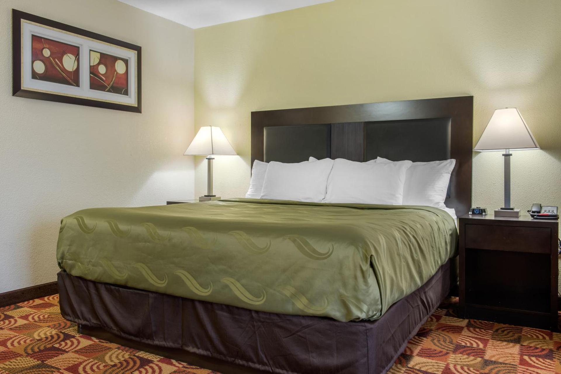 King Room - Non-Smoking