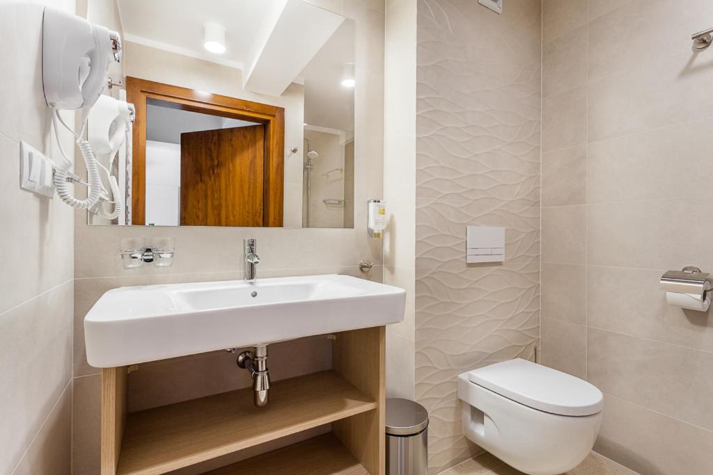 Grand Łeba - Adults Only (13+)