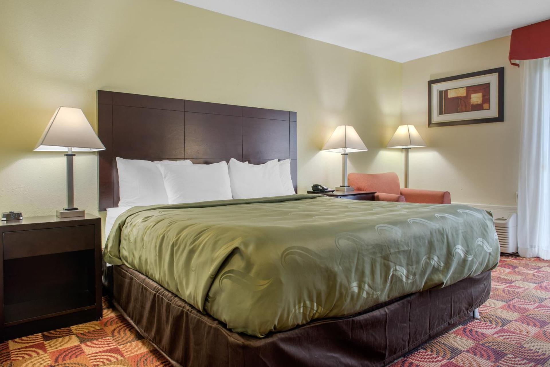 King Room - Non-Smoking