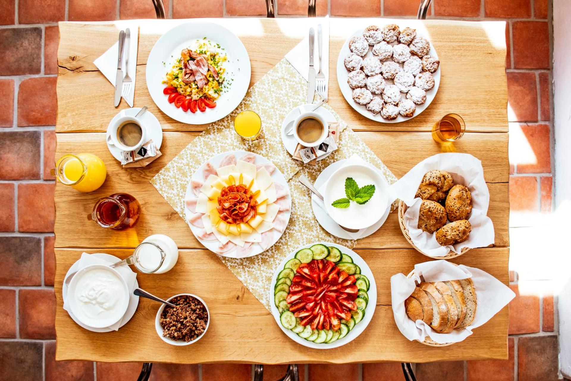 Continental breakfast