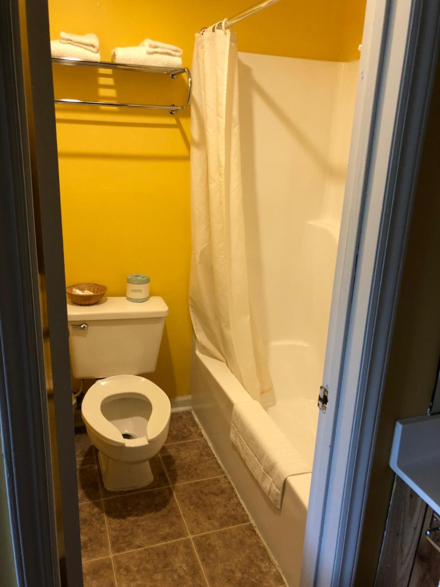 Americas Best Value Inn - Jonesville