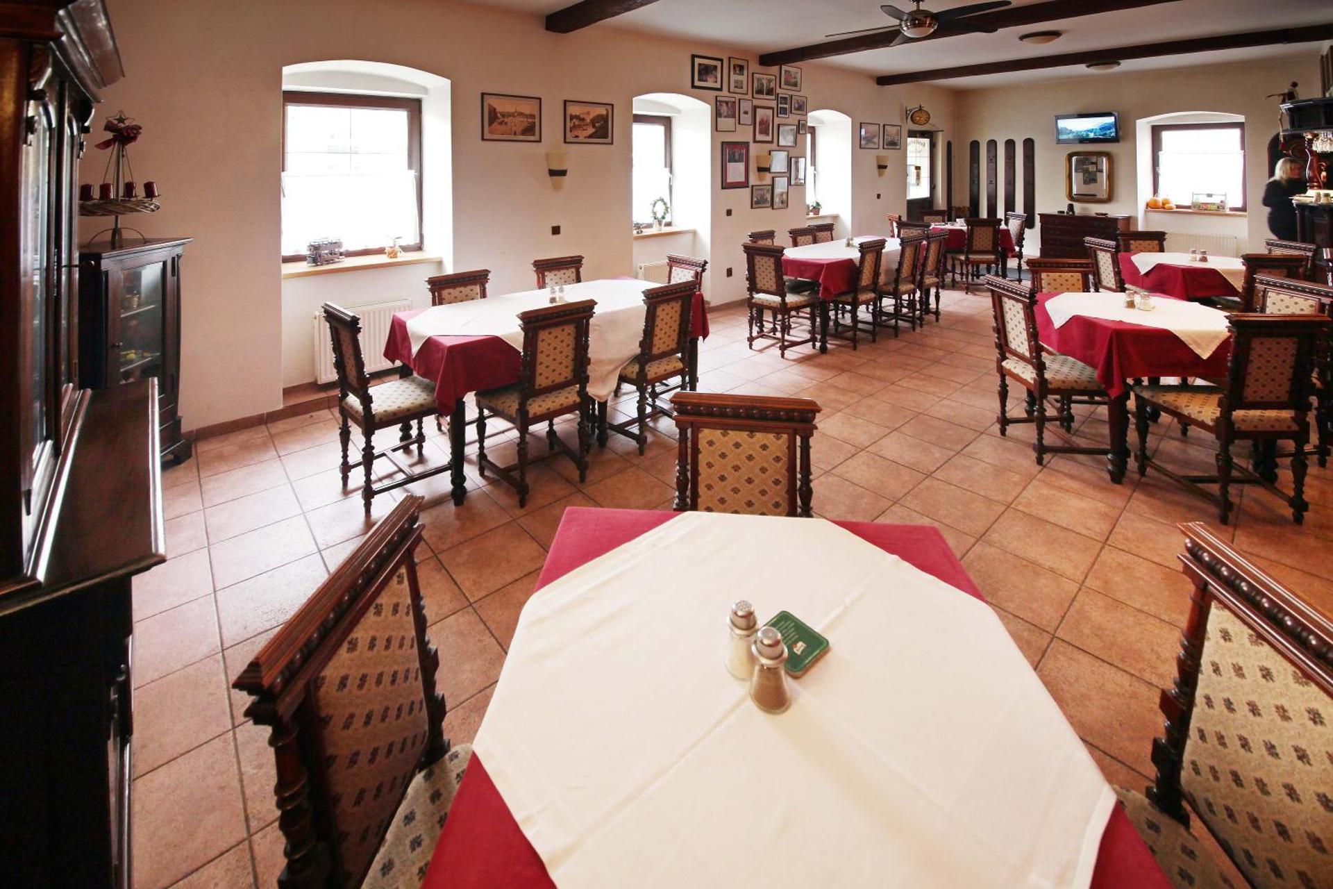 Penzion a Restaurace Stará Roudná