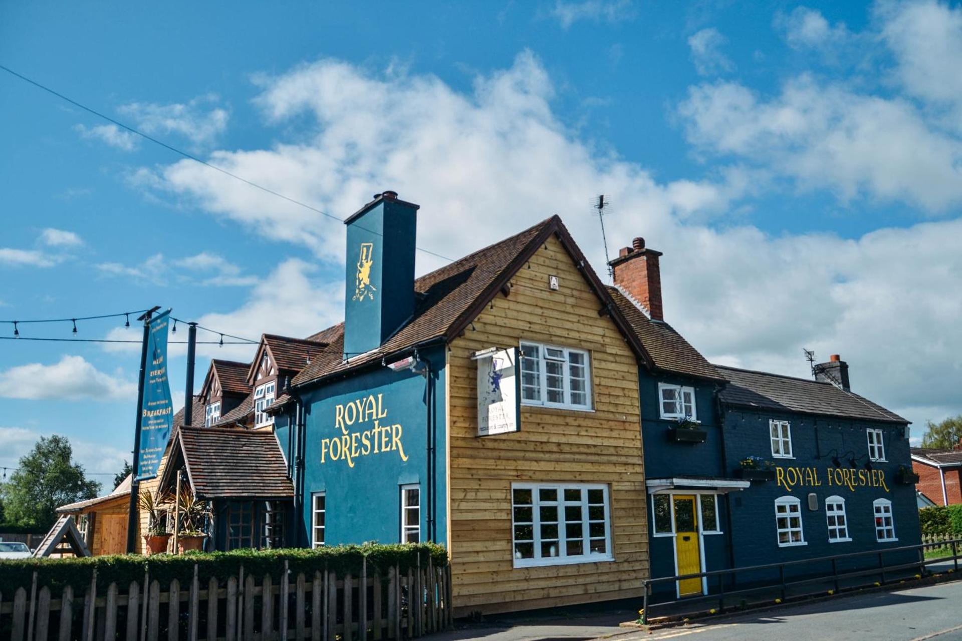 Royal Forester Country Inn