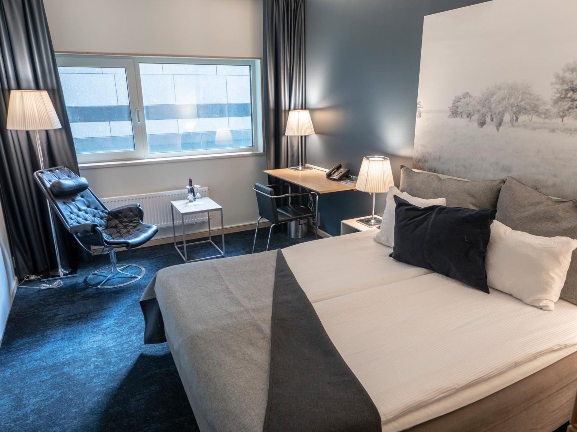 Photo of the whole room