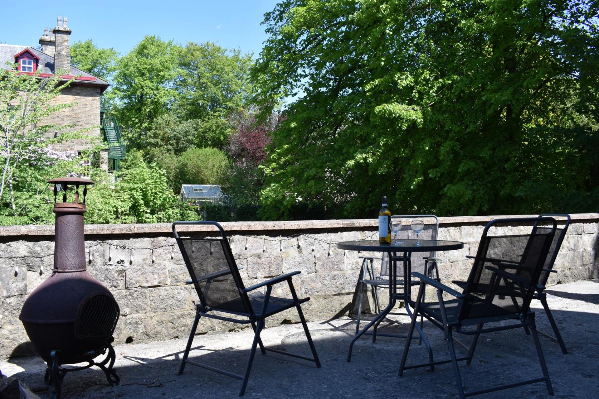 Apartment close to Pavilion gardens