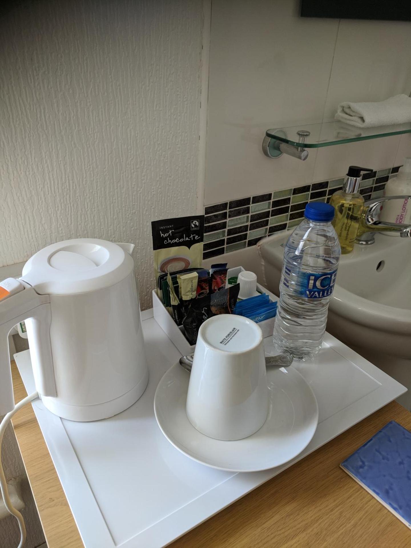 Coffee/tea facilities