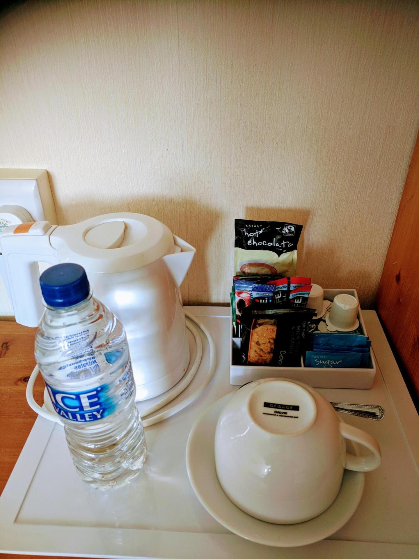 Coffee/tea facilities
