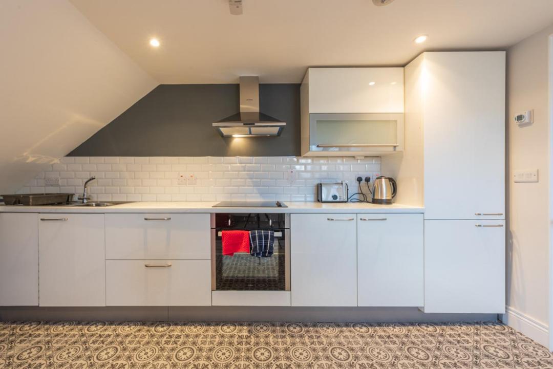 Diamond House Apartments